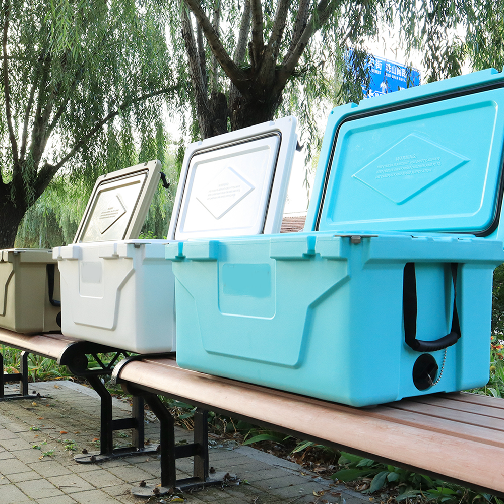 Hot Selling Blue Color 65Qt Outdoor Cooler Fish Ice Chest Box 2022 Popular Camping Cooler Box Blue Abs Plastic