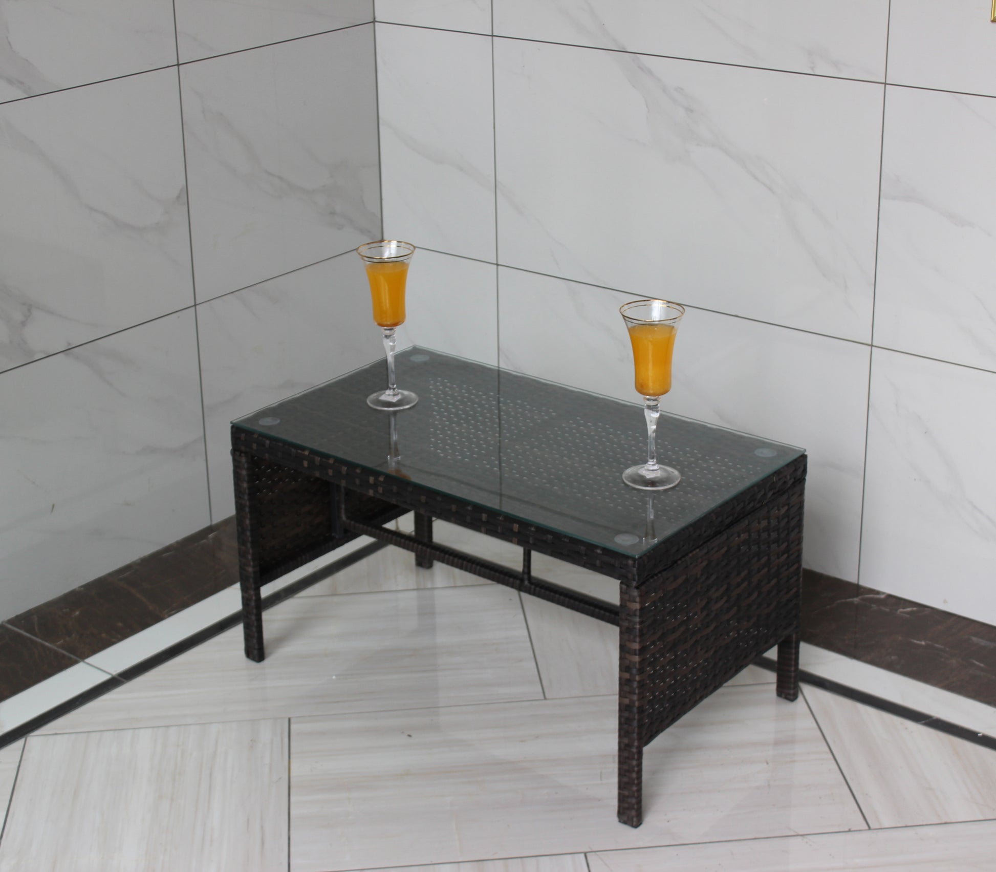 Outdoor Patio Furniture 1 Coffee Table With Clear Tempered Glass Brown Rattan