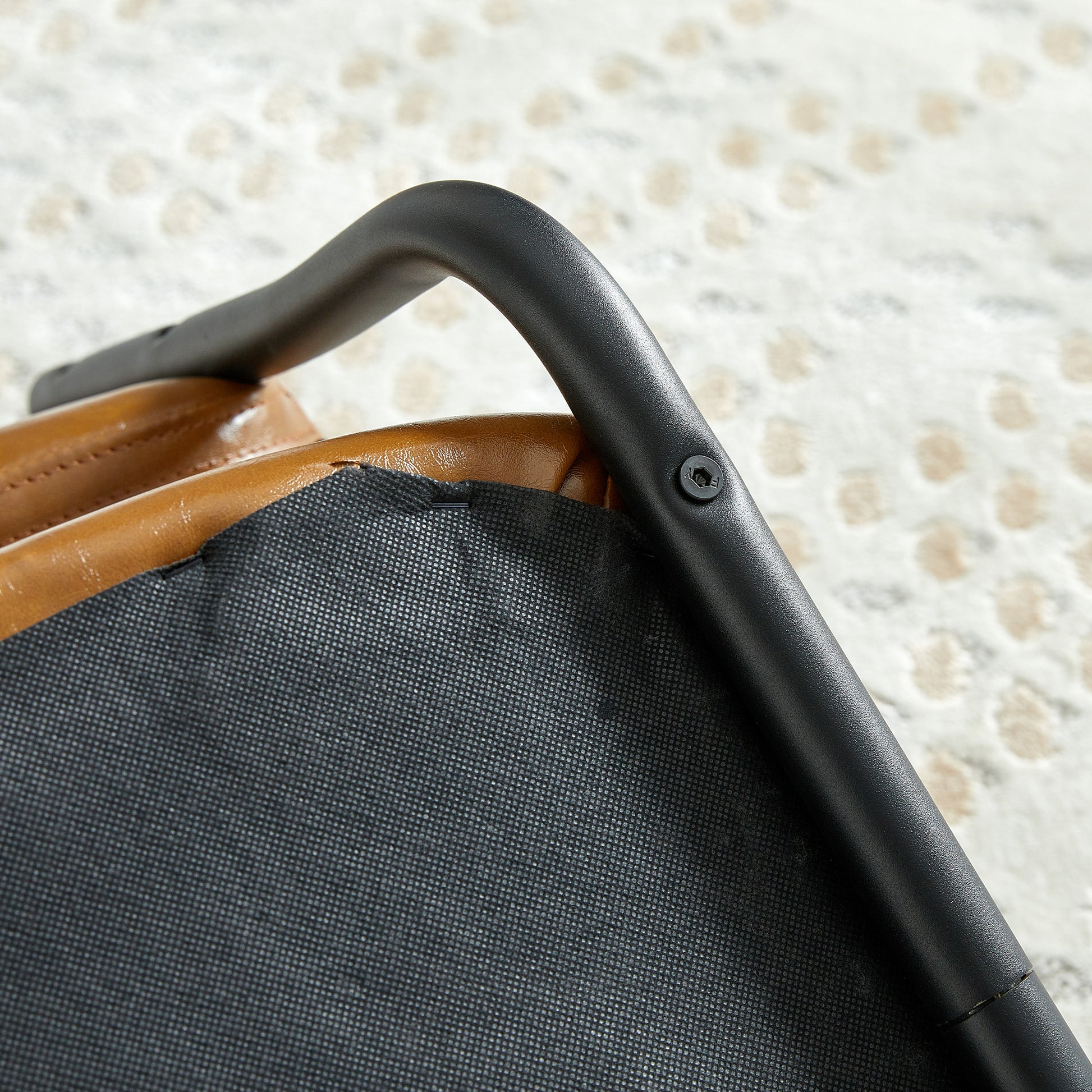 Brown Modern Simple Style Dining Chair Pu Leather Black Metal Pipe Dining Room Furniture Chair Set Of 2 Brown Pu Leather