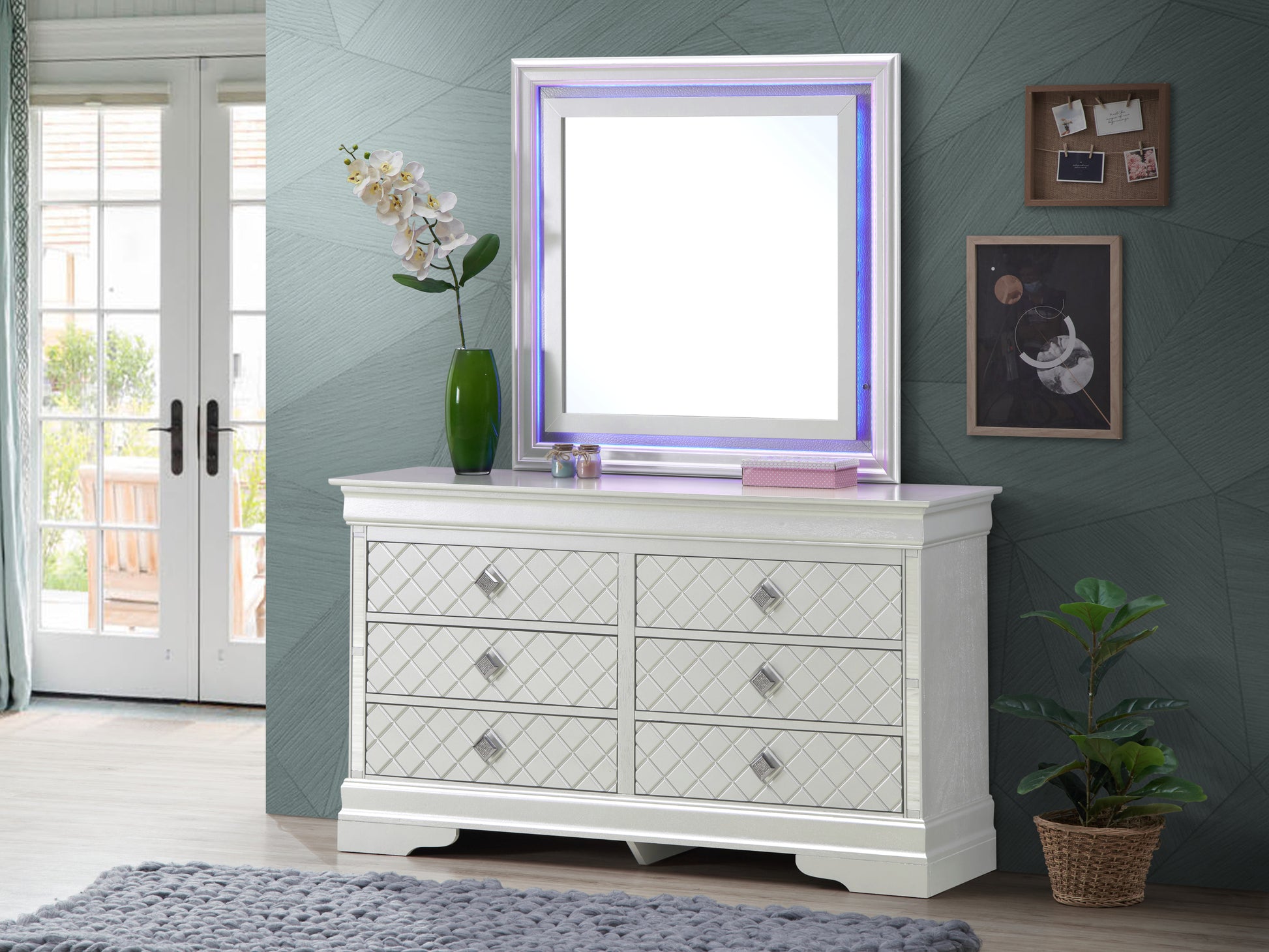 Verona G6700 D Dressersilver Champagne Champagne Particle Board