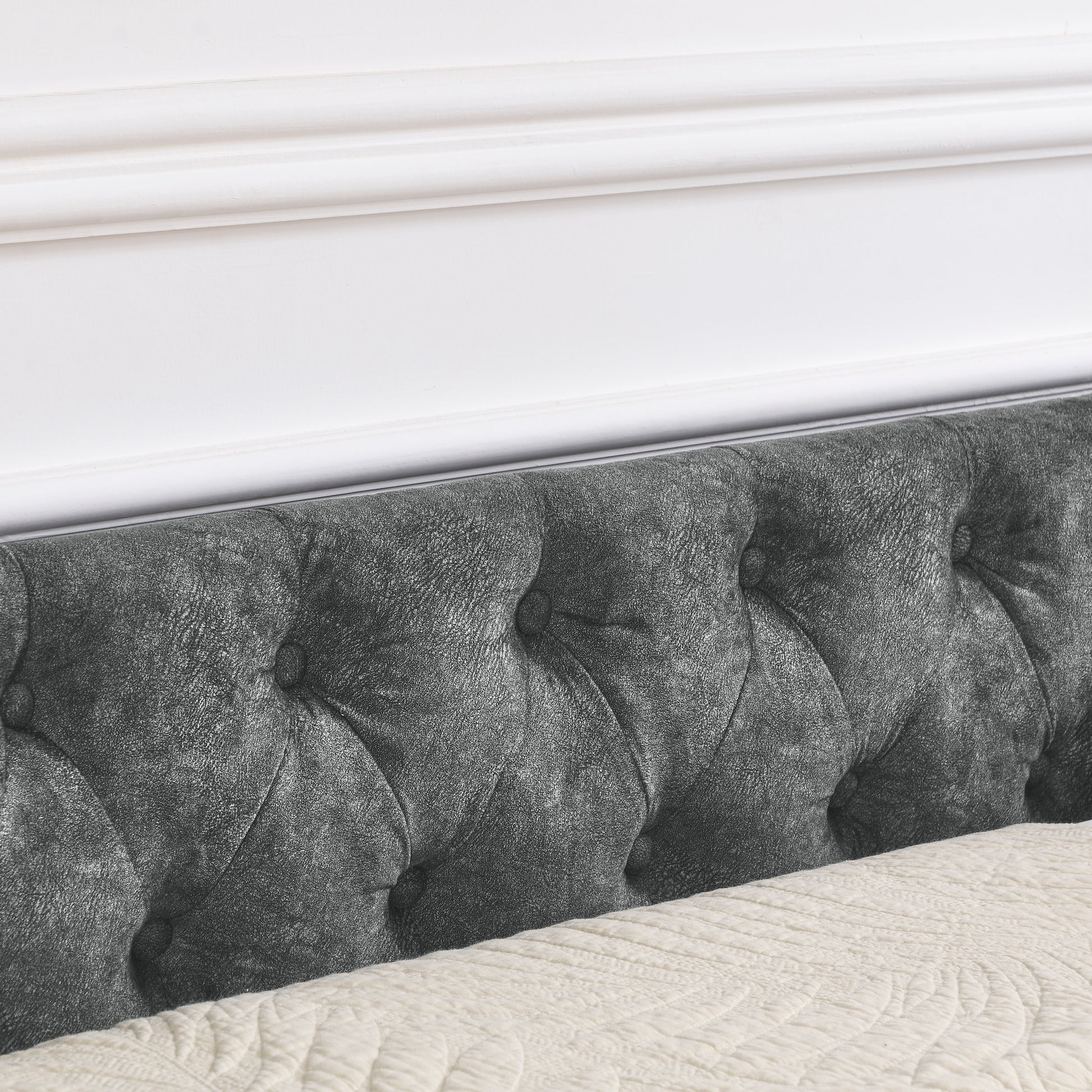 Queen Size Daybed With Drawers Upholstered Tufted Sofa Bed,With Button On Back And Copper Nail On Waved Shape Arms, Grey 84.5"X63.5"X26.5" Grey Polyester
