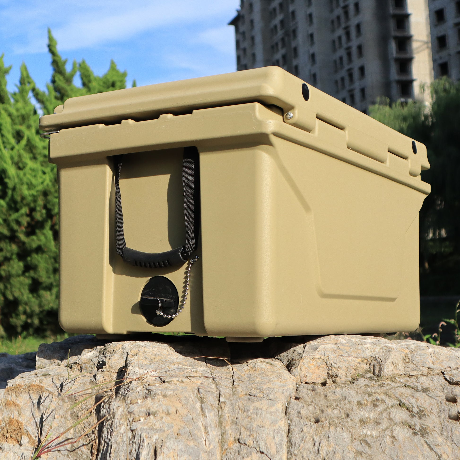 Khaki Color Ice Cooler Box 65Qt Camping Ice Chest Beer Box Outdoor Fishing Cooler Khaki Abs Plastic