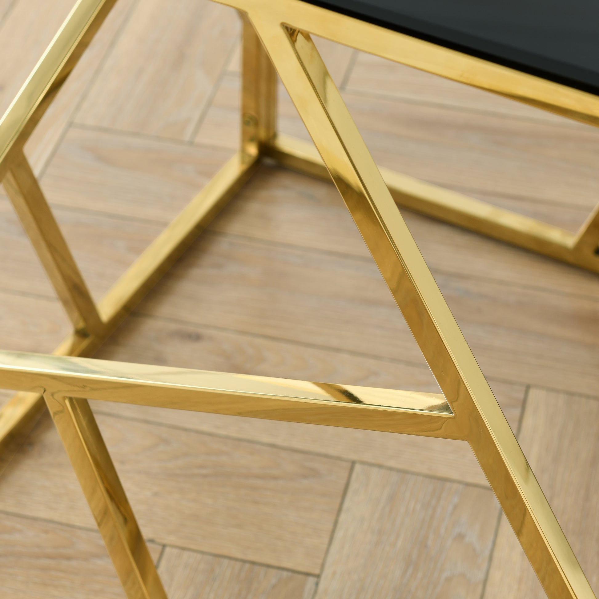 20 Inch Modern Glass End Table With Geometric Metal Frame, Accent Table Nightstand Furniture Corner Table For Living Room,Home Office,Bedroom Gold Polished Golden Stainless Steel