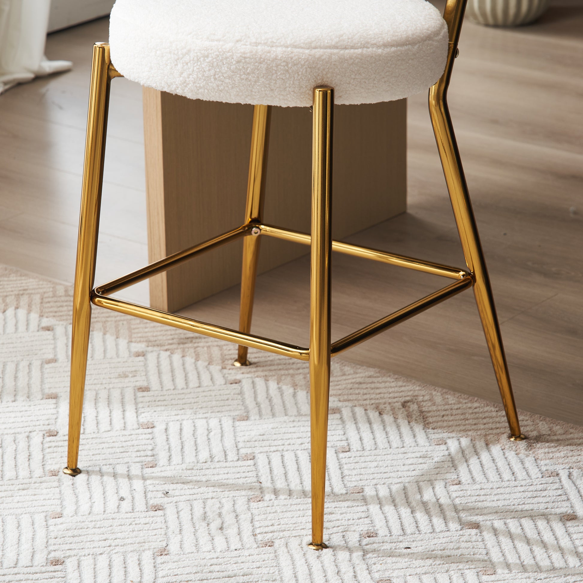 Set Of 2 Modern Teddy Fabric Upholstered Bar Stools Metal Base High Stool Suitable For Kitchen, Dining And Living Room Beige Stylish And Comfortable Island Seating Beige Metal