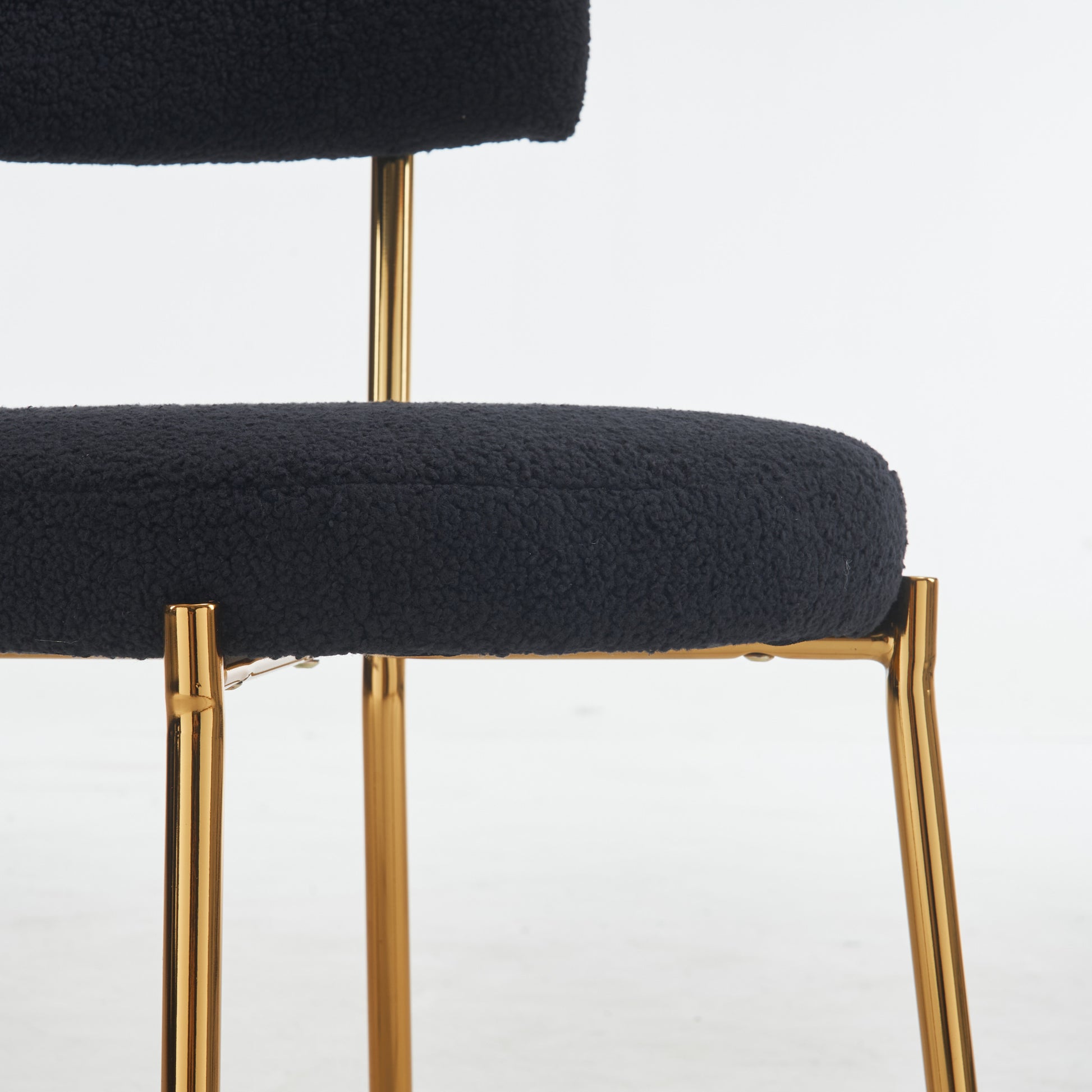 Set Of 2 Mid Century Modern Dining Chairs Teddy Fabric Upholstery Curved Back Metal Frame Black Elegant And Comfortable Kitchen Chairs Black Metal