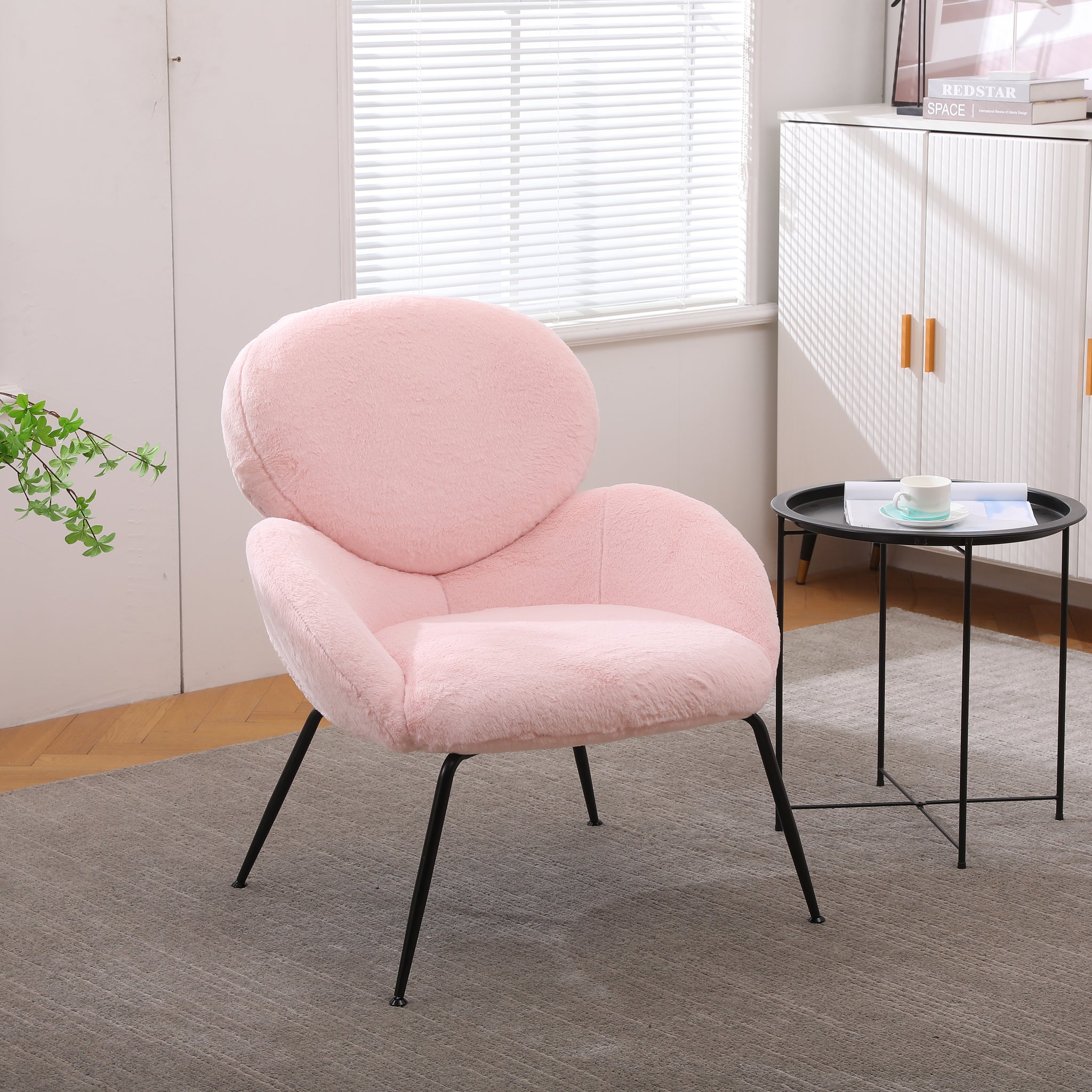 Modern Sherpa Chairs Accent Armchairs For Living Dining Room, Upholstered Chairs With Black Metal Legs, Comfy And Soft Chairs For Bedroom, Cute Vanity Chairs Pink Primary Living Space American Design Foam Faux Fur