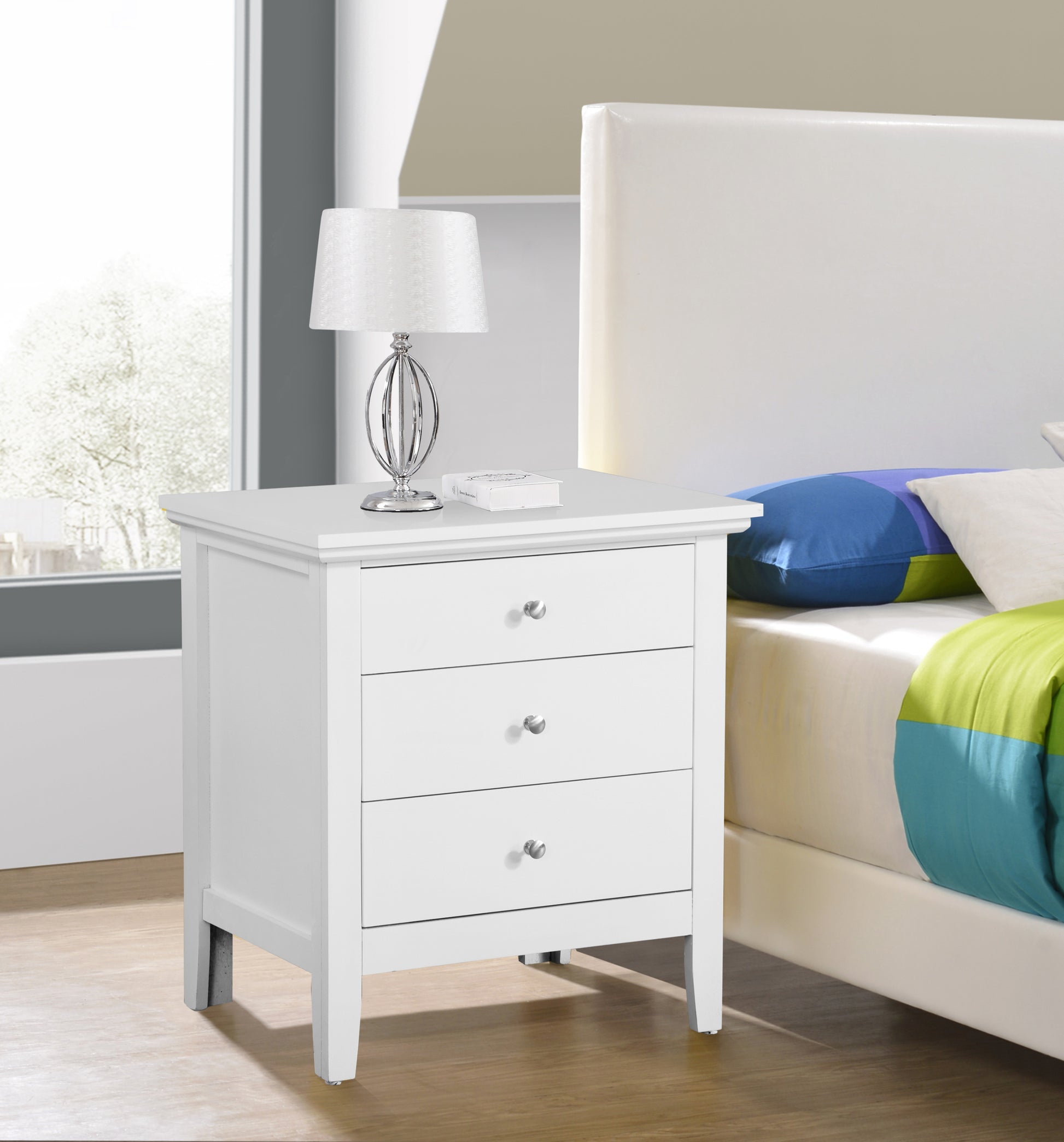 Hammond G5490 N 3 Drawer Nightstandwhite White Particle Board