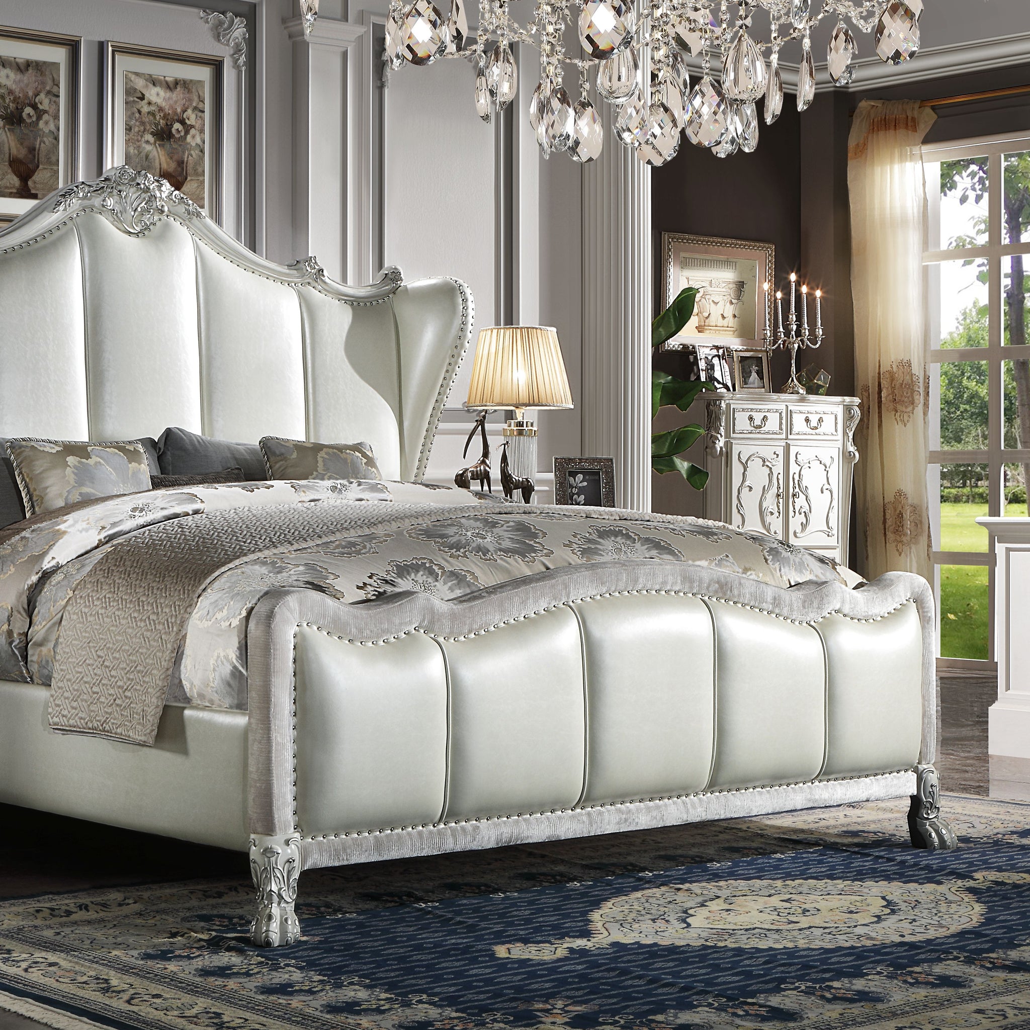 Dresden Queen Bed In Pu & Bone White Finish Bd01674Q White Pu