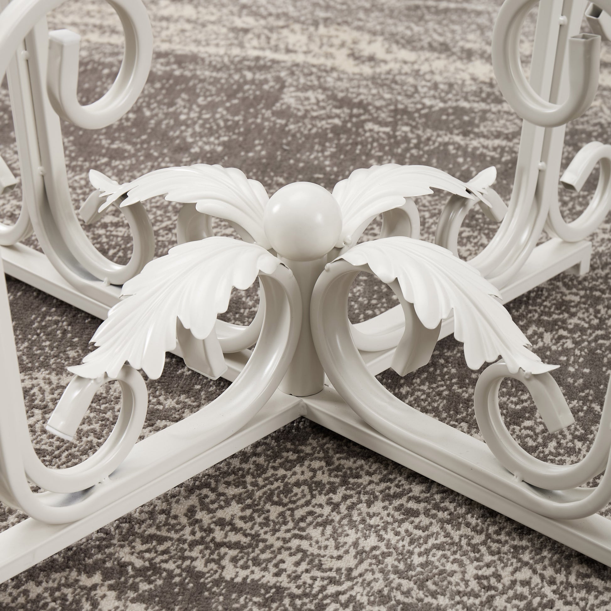 Glass Coffee Table With Sturdy Iron Leaf Shape Base, Leisure Cocktail Table With Tempered Glass Top For Living Room, Dining Room White White Glass Metal