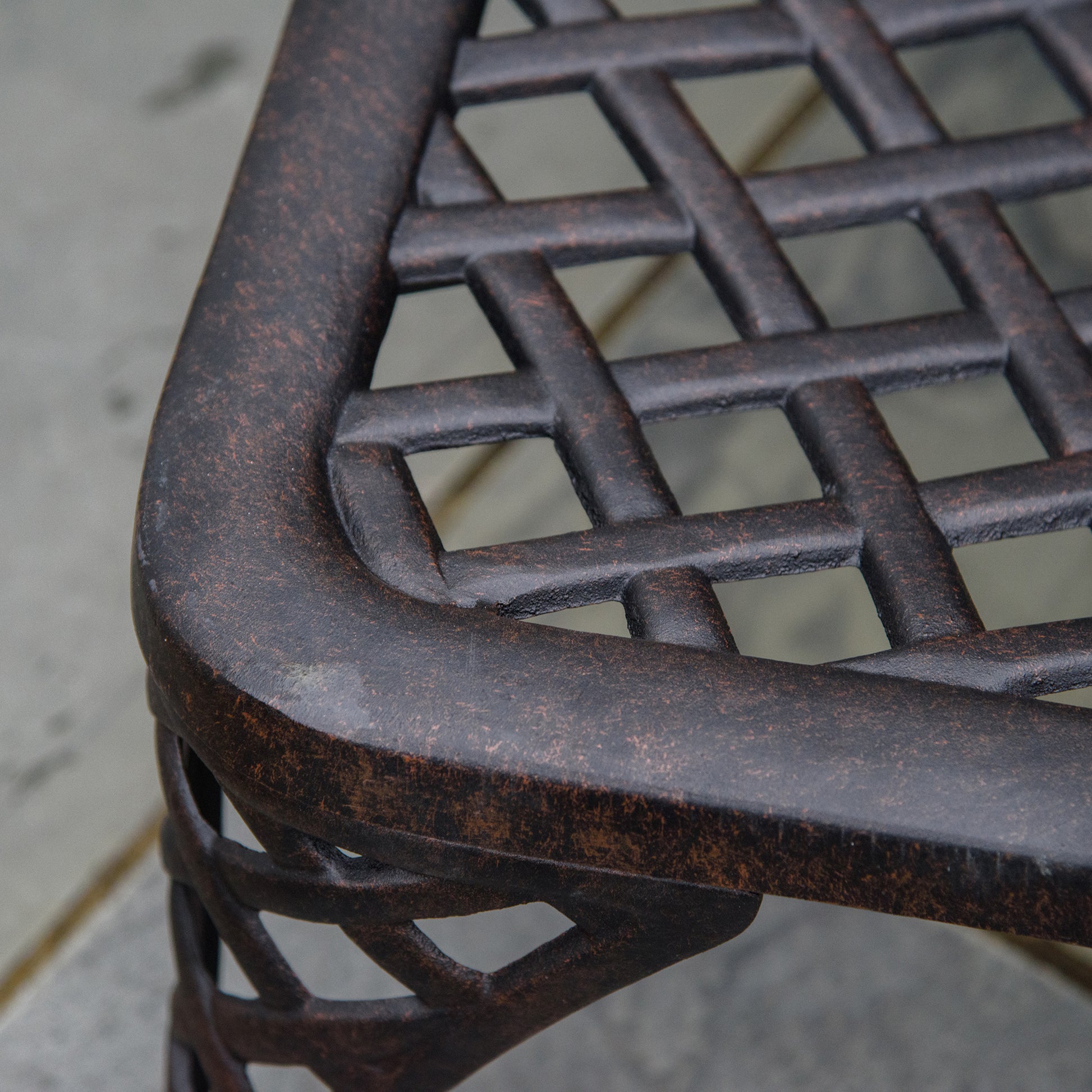 Aluminum Adjustable Chaise Lounge Chair, Folding 4 Position Patio Recliner, Wheels, Armrests, Side Table, Cushion For Poolside, Backyard, Deck, Porch Garden, Beige Beige Aluminium