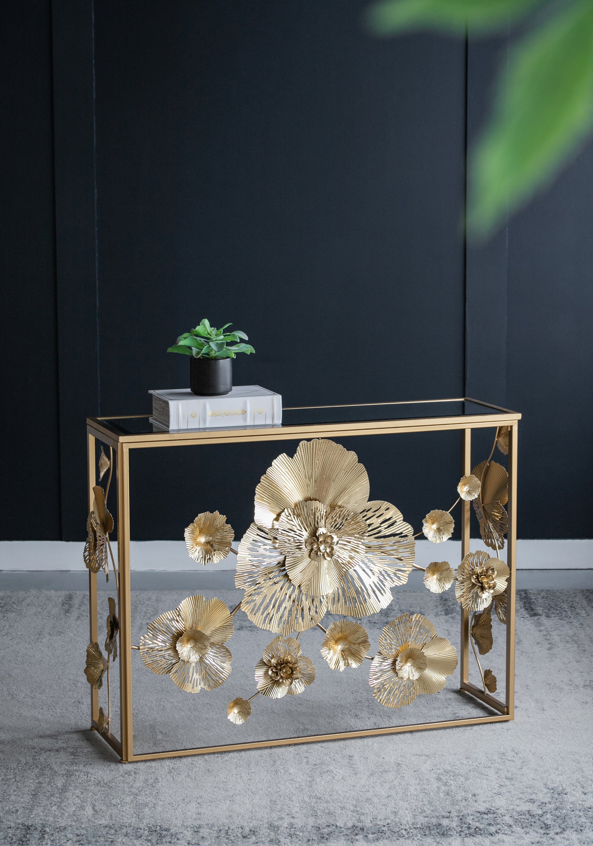 39.5" X 12" X 30.5" Gold Console Table With Mirrored Glass Top, Modern Entryway Table For Living Room Foyer Entryway Gold Iron