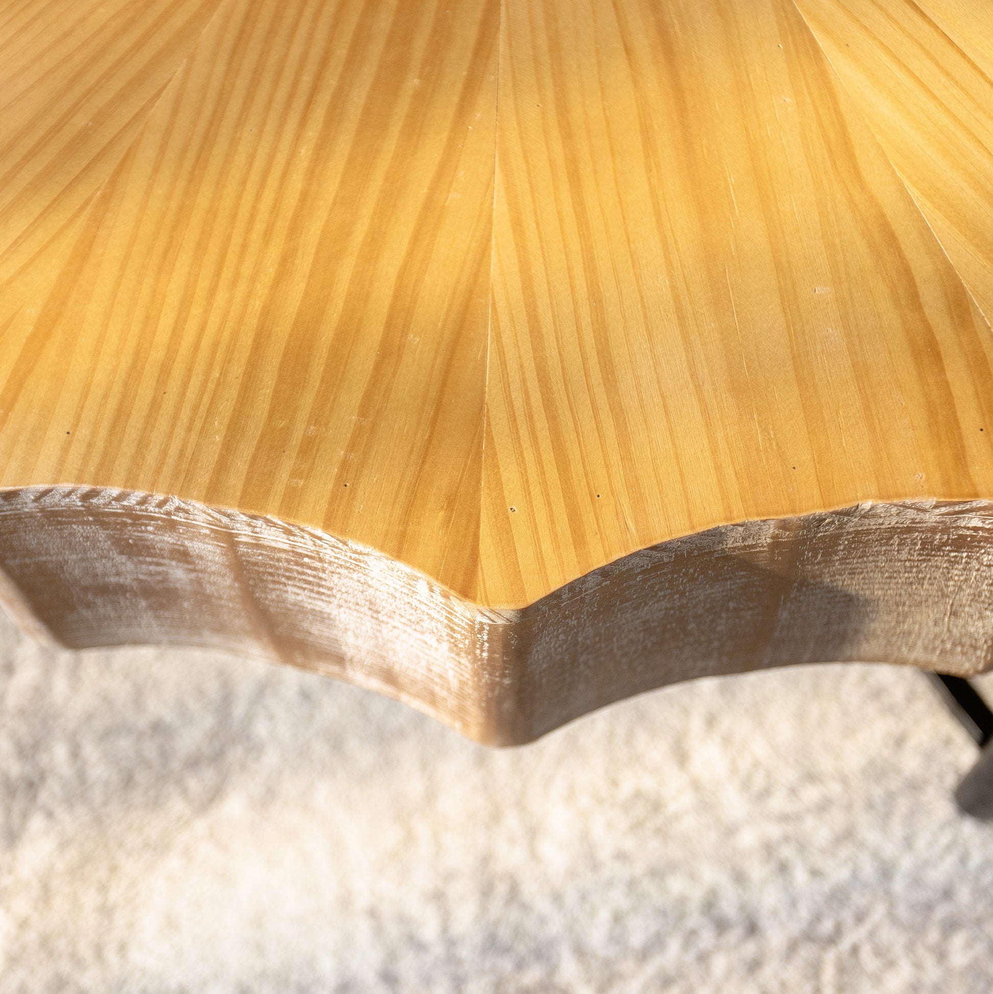 31.5 "Vintage Patchwork Lace Shape Coffee Table With Natural Pine Grain Table Top And Dimpled Metal Cross Legs, Cedar Coffee Table Set Set Of 2 Natural Black Wood Metal