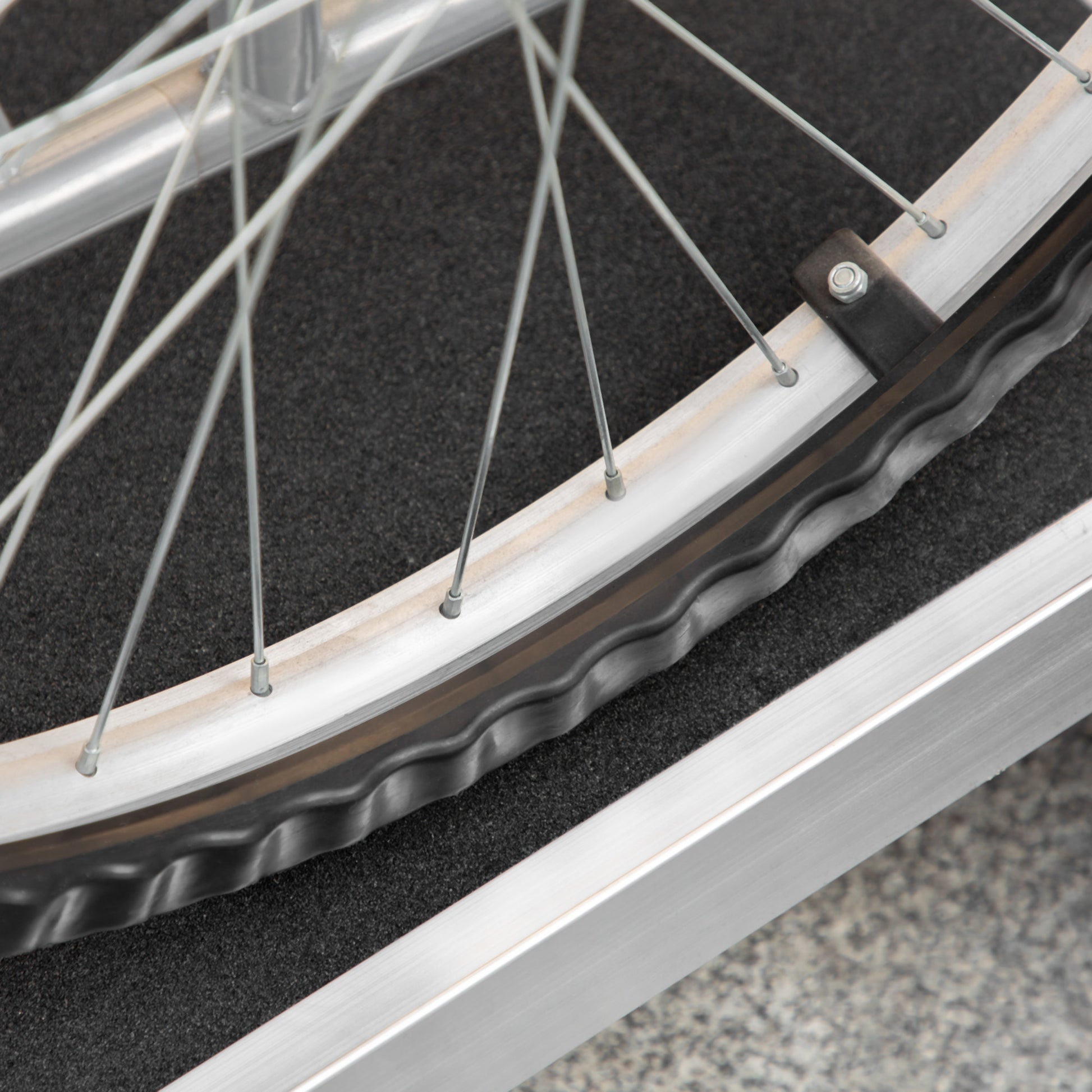 Homcom 5' Aluminum Portable Wheelchair Ramp For Home, Steps, Doorways, Folding Handicap Ramp, Skidproof Carpeted Threshold Ramp With Durability For Strong Load Bearing, Carrying Handle Black Aluminum