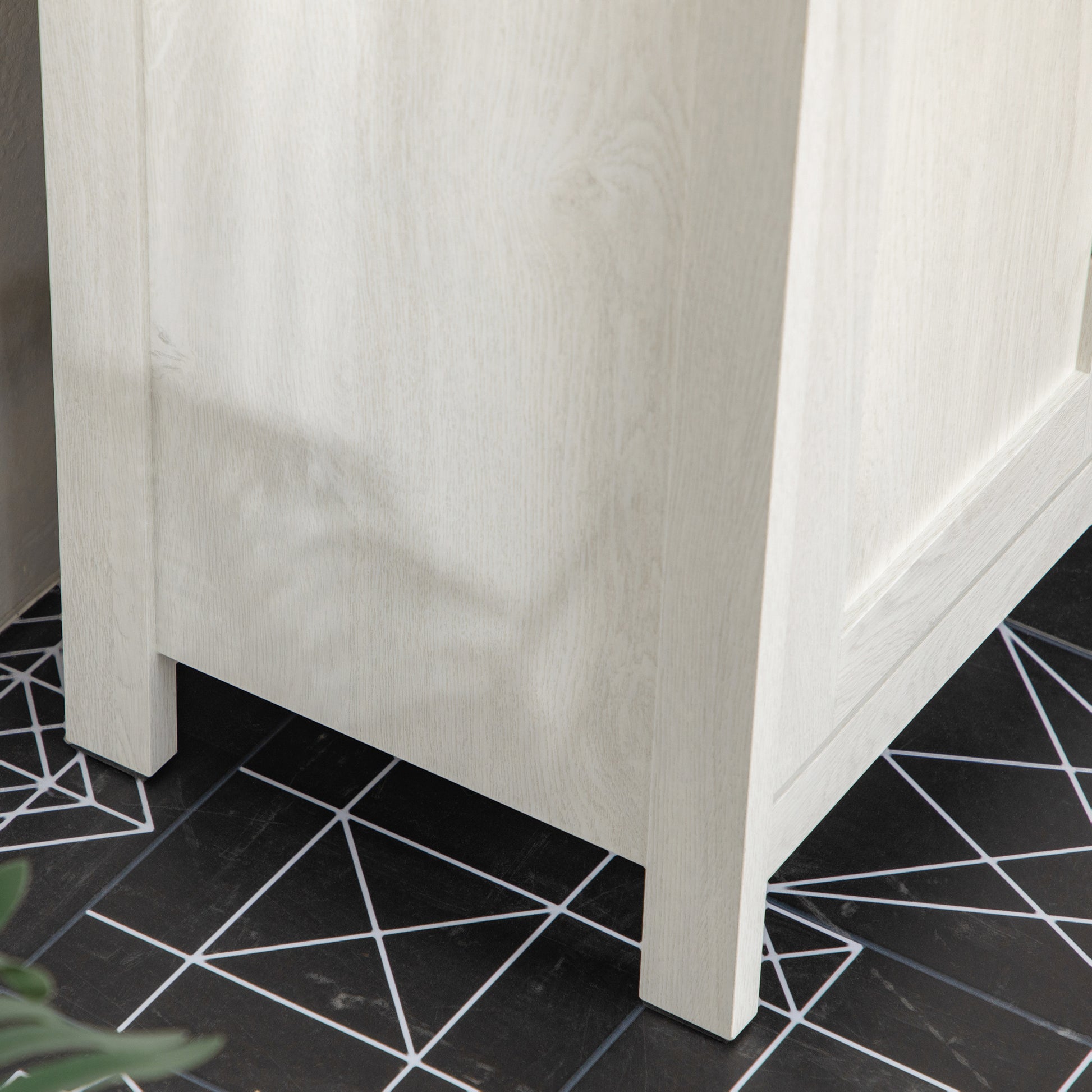 Kleankin Modern Bathroom Sink Cabinet, Floor Standing Under Sink Cabinet, Freestanding Storage Cupboard With Adjustable Shelf, Double Doors, Antique White White Particle Board