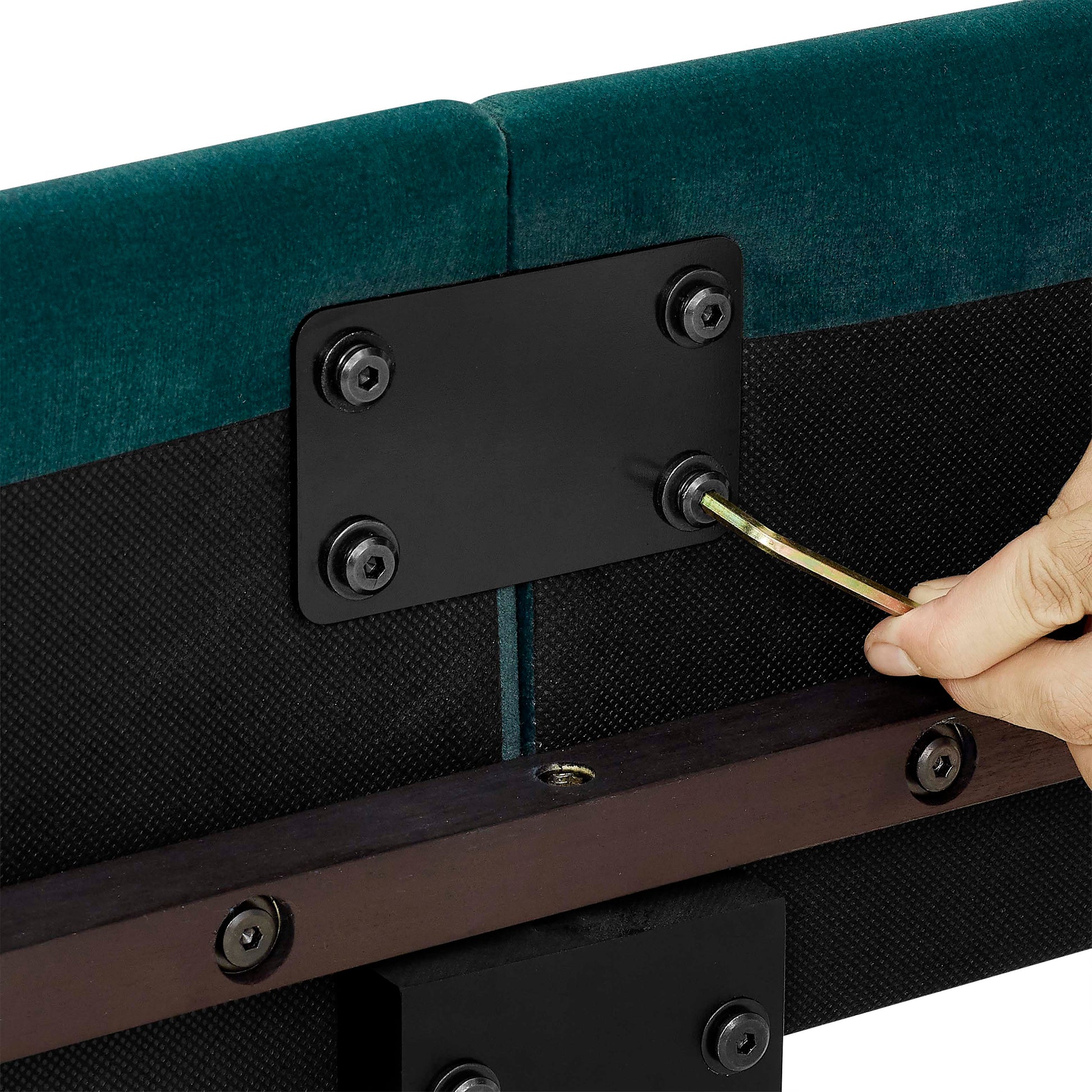 Queen Size Green Velvet Tufted Upholstered Platform Bed Box Spring Required Queen Green Wood Bedroom Contemporary,Modern,Transitional Bed Frame Foam Velvet Polyester