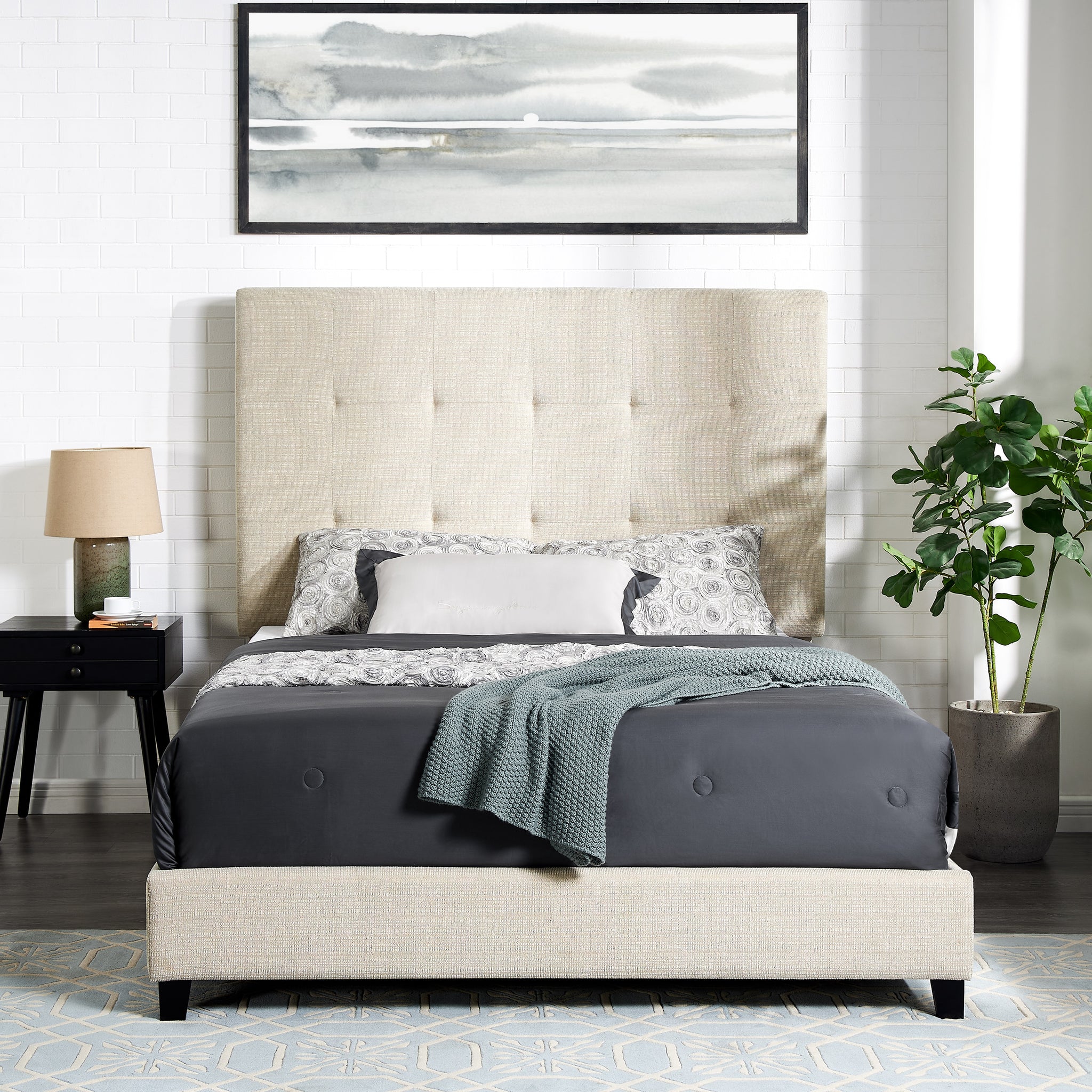Queen Size Beige Tufted Upholstered Platform Bed Box Spring Required Queen Beige Wood Bedroom Contemporary,Modern,Transitional Bed Frame Foam Polyester Polyester