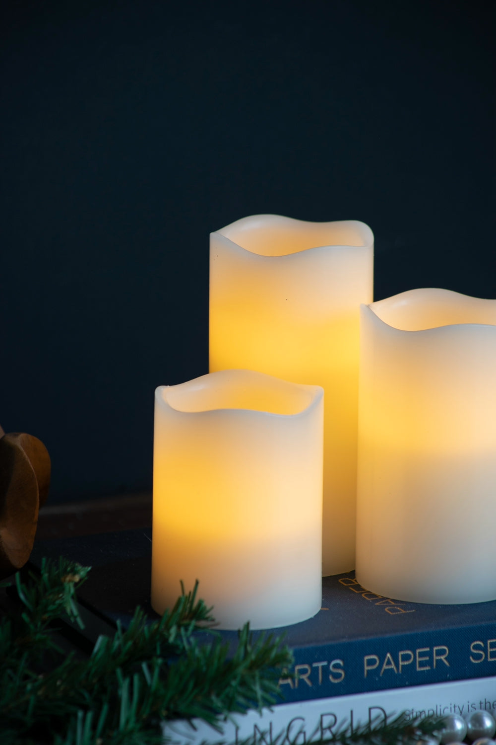 Set Of 3 Ivory Led Candles With Remote Timer, L:D3X6" M:D3X5" S:D3X4" Ivory Classic Plastic