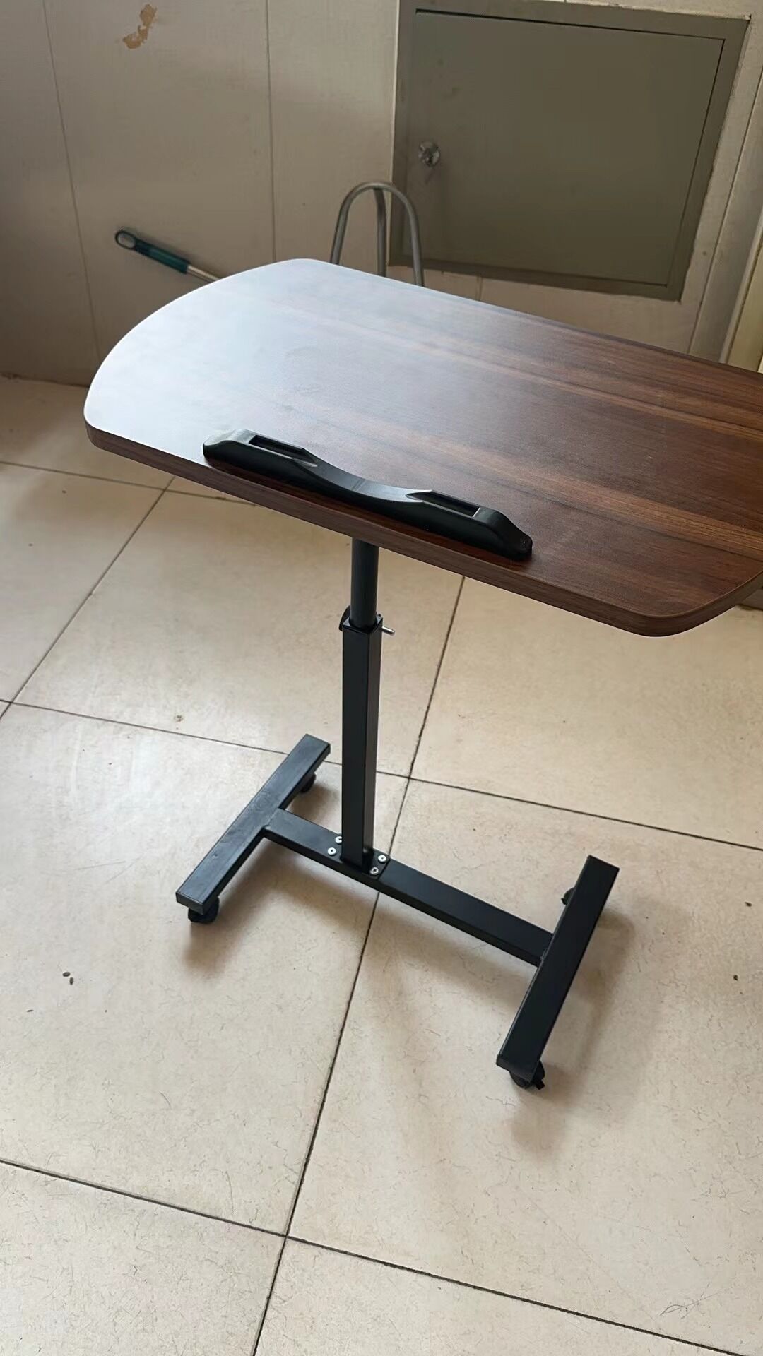 Height Adjustable Sofa Side C Shape Table,Laptop Holder End Stand Desk Brown Mdf Metal