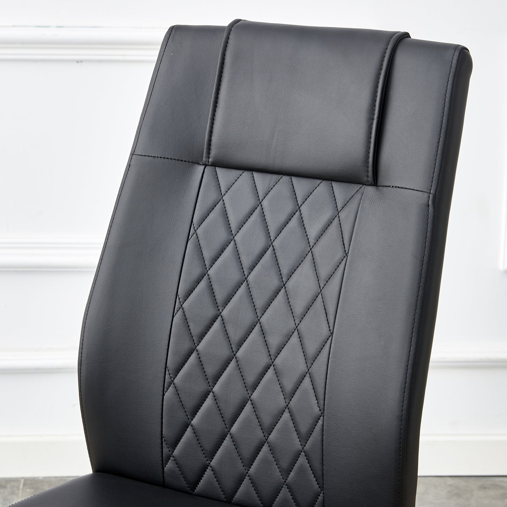 Table And Chair Set.The Table Has A Glass Tabletop With Imitation Marble Pattern Stickers And Stainless Steel Golden Table Legs. Paried With Comfortable Chairs With Pu Seats And Metal Legs. Gold Black Seats 8 Glass Metal