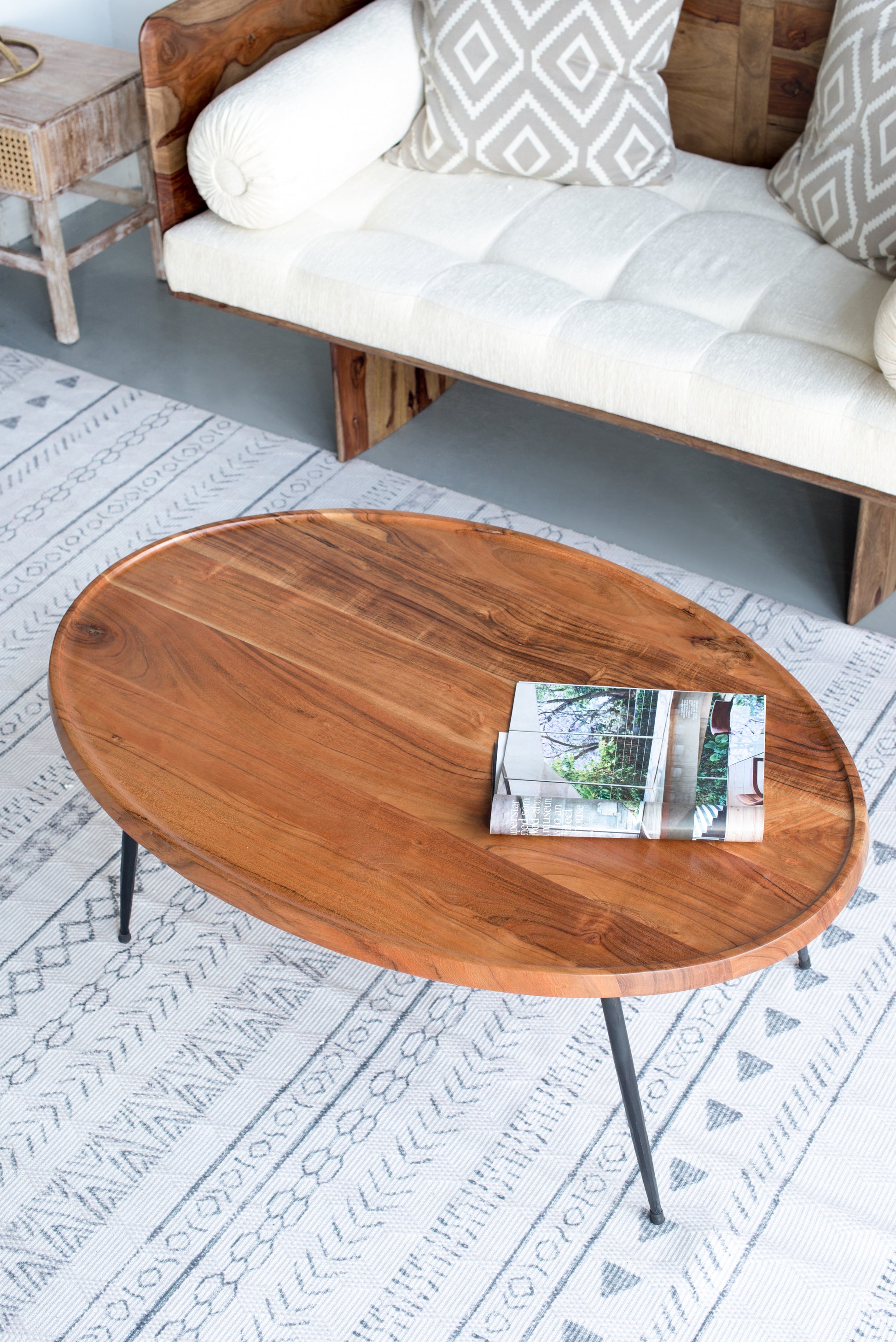 39X26X16" Oval Cofe Table Brown Wood