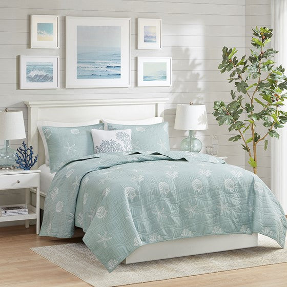 4 Piece Cotton Reversible Embroidered Quilt Set With Throw Pillow Aqua King Cal King King Aqua Cotton