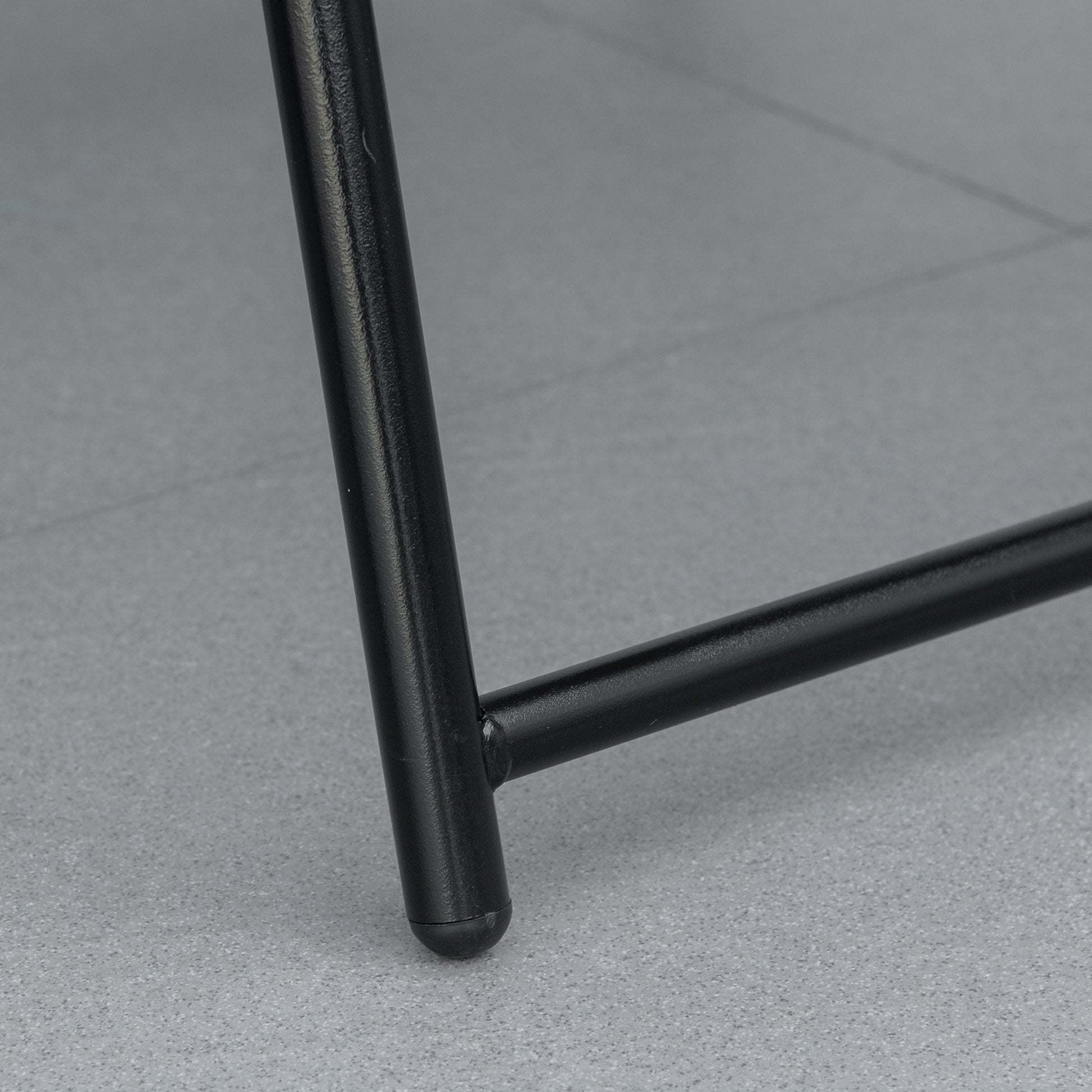 Outsunny Set Of 2 Patio Folding Chairs, Outdoor Bungee Sling Chairs W Armrests, Portable Lawn Chairs For Camping, Garden, Pool, Beach, Backyard, Cream White White Steel