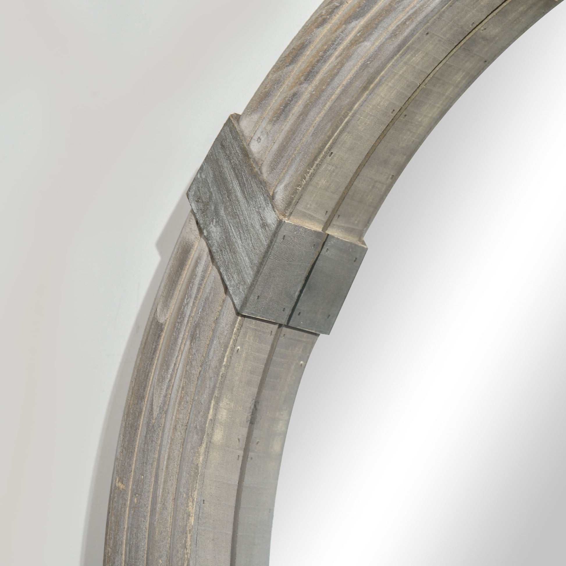 Homcom 30.75" Wood Wall Mirror, Farmhouse Decorative E Round Mirror For Wall Decor In Living Room, Bedroom, Natural Wood Color Natural Wood Mdf