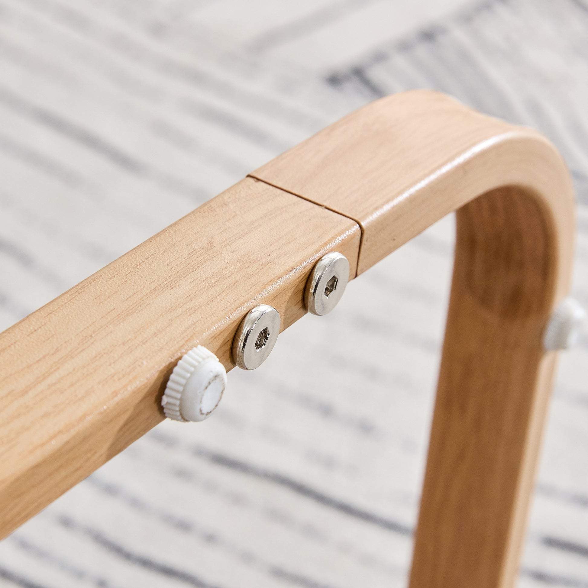 Table And Chair Set. Modern Minimalist Luxury Mdf Rectangular Dining Table With Textured Stickers On The Table And 4 Pu Synthetic Leather High Back Upholstered Side Chairs. White Seats 4 Mdf