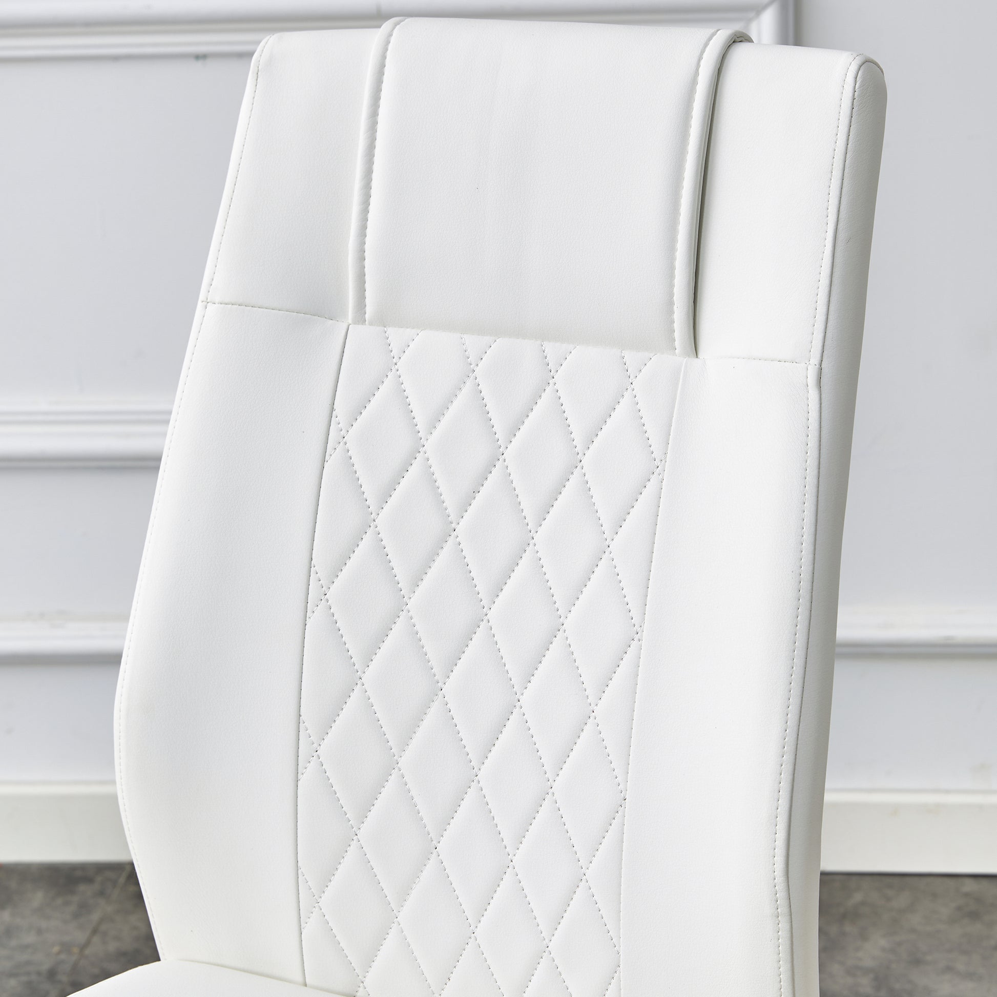 Table And Chair Set, Modern And Minimalist Dining Table, Imitation Marble Patterned Tabletop, Mdf Legs With U Shaped Brackets. Paired With Comfortable Chairs, Suitable For Dining And Living Rooms. Black Gold Mdf Glass