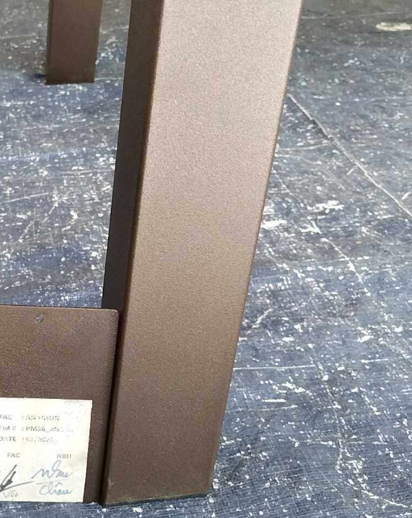 Legs57192.00 Black Metal