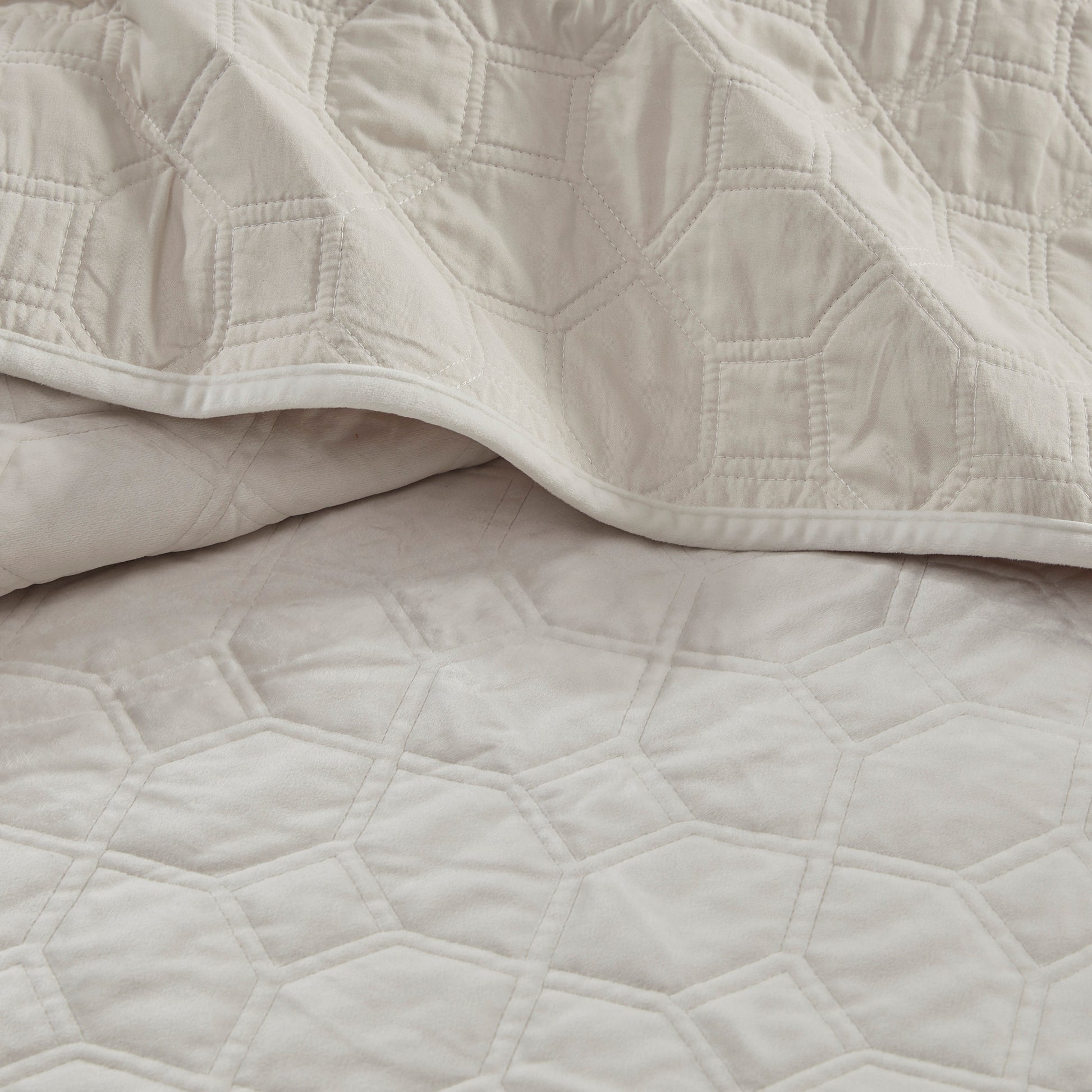3 Piece Velvet Quilt Set Ivory King Cal King King Ivory Cotton