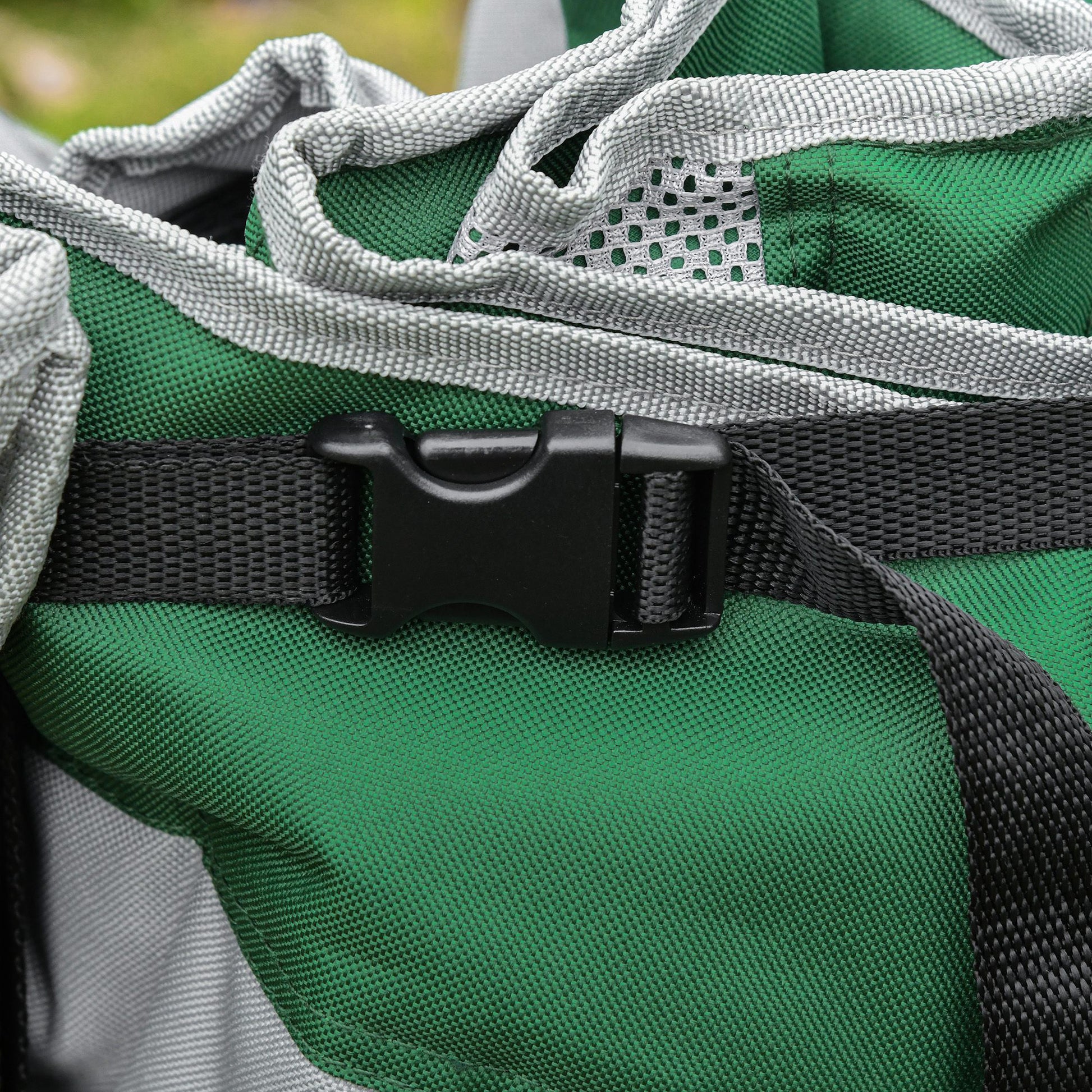 Outsunny Loveseat Style Camping Chair, Oversized Folding Lawn Chair With Carry Bag & Cup Holders, For Outdoor, Beach, Picnic, Hiking, Travel, Green & Gray Green Metal