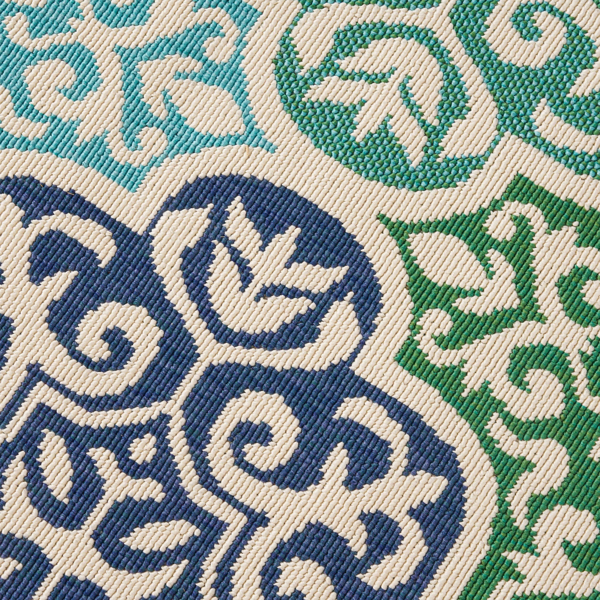 Meridian 1393L 5'3" X 7' Ivory Polypropylene