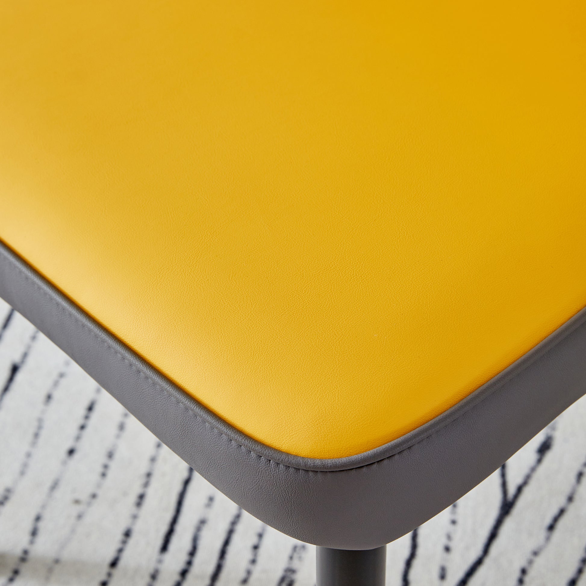 Table And Chair Set.This Modern Dining Table With Mdf Marbled Design Gives You A Luxurious And Elegant Feel.Paired With Multiple Chairs With Pu Artificial Leather Backrest Cushions And Black Legs. Yellow Black Seats 4 Mdf