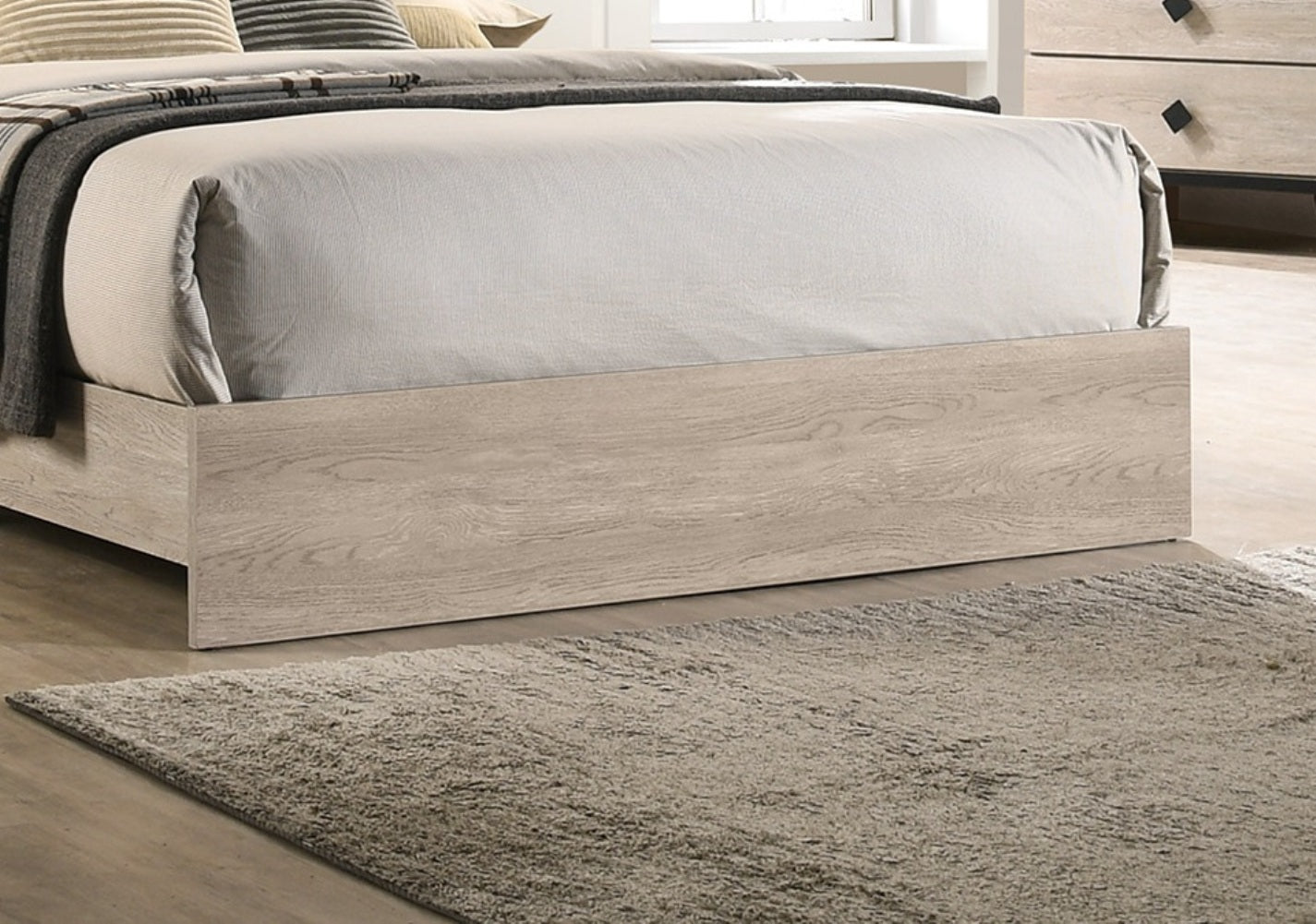 Contemporary 1Pc Cream Finish California King Size Bed Bedroom Furniture Gray V Design Headboard Rubberwood 1Pc Bedframe Box Spring Required California King Cream Grey Wood Bedroom