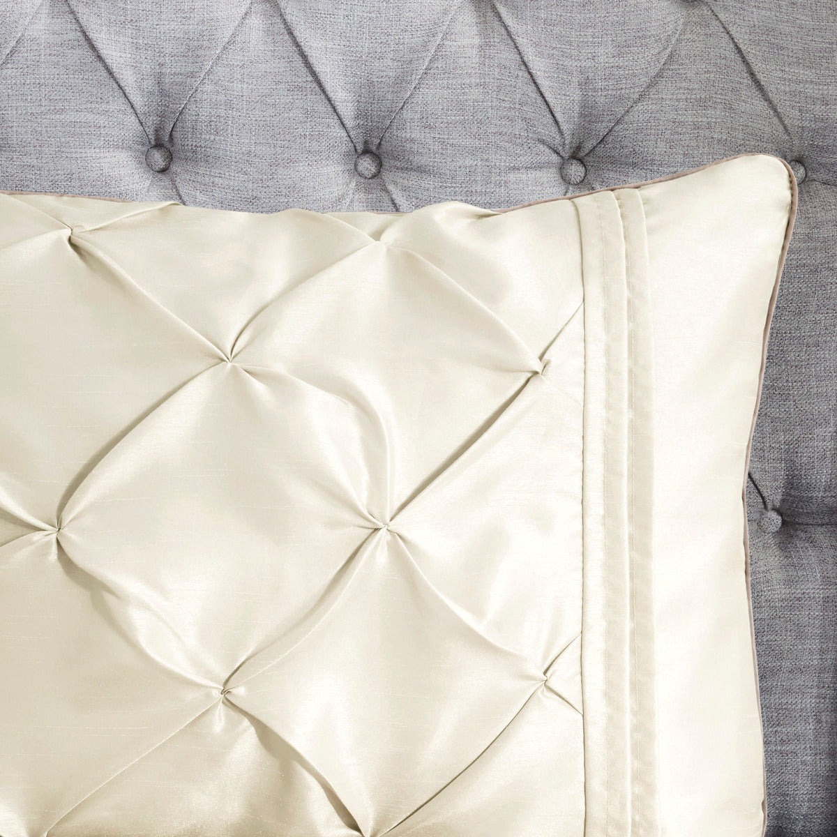 7 Piece Tufted Comforter Set Ivory Queen Queen Ivory Polyester