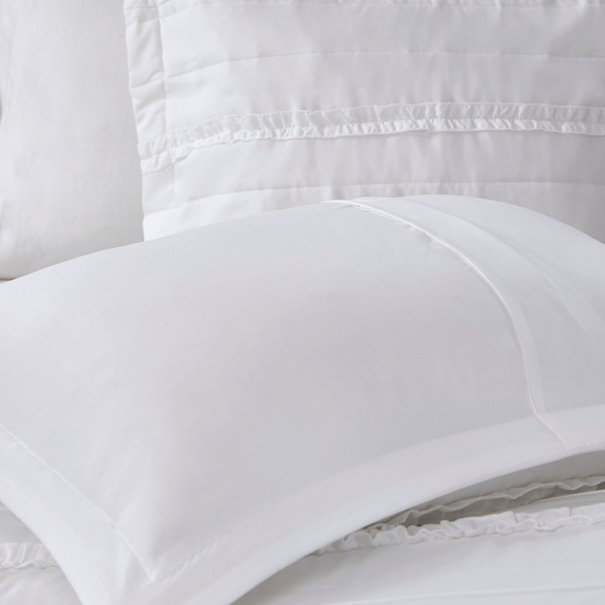 5 Piece Microfiber Ruffled Comforter Set White Cal King California King White Polyester