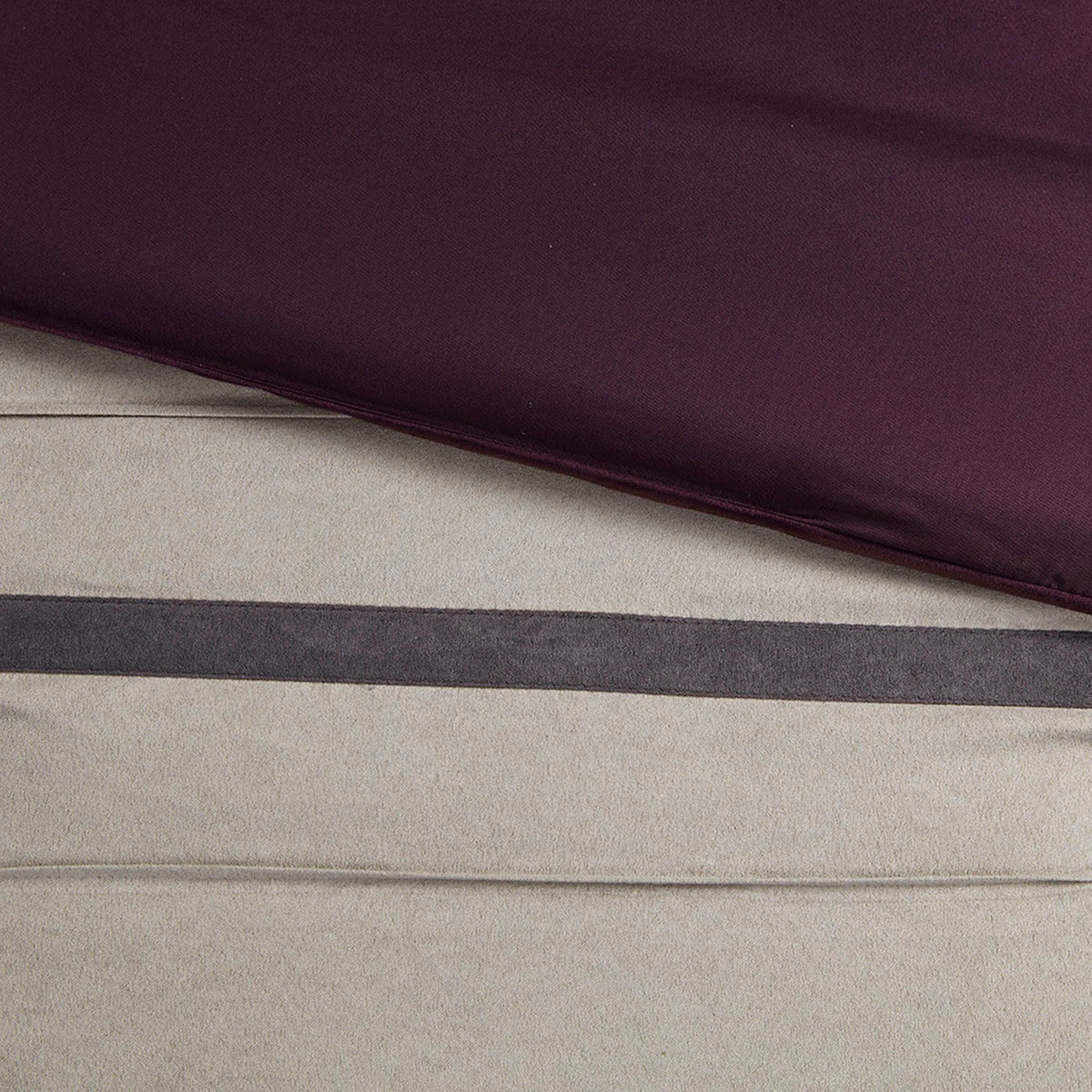 7 Pc Pieced Faux Suede Comforter Set Purple Queen Queen Purple Polyester