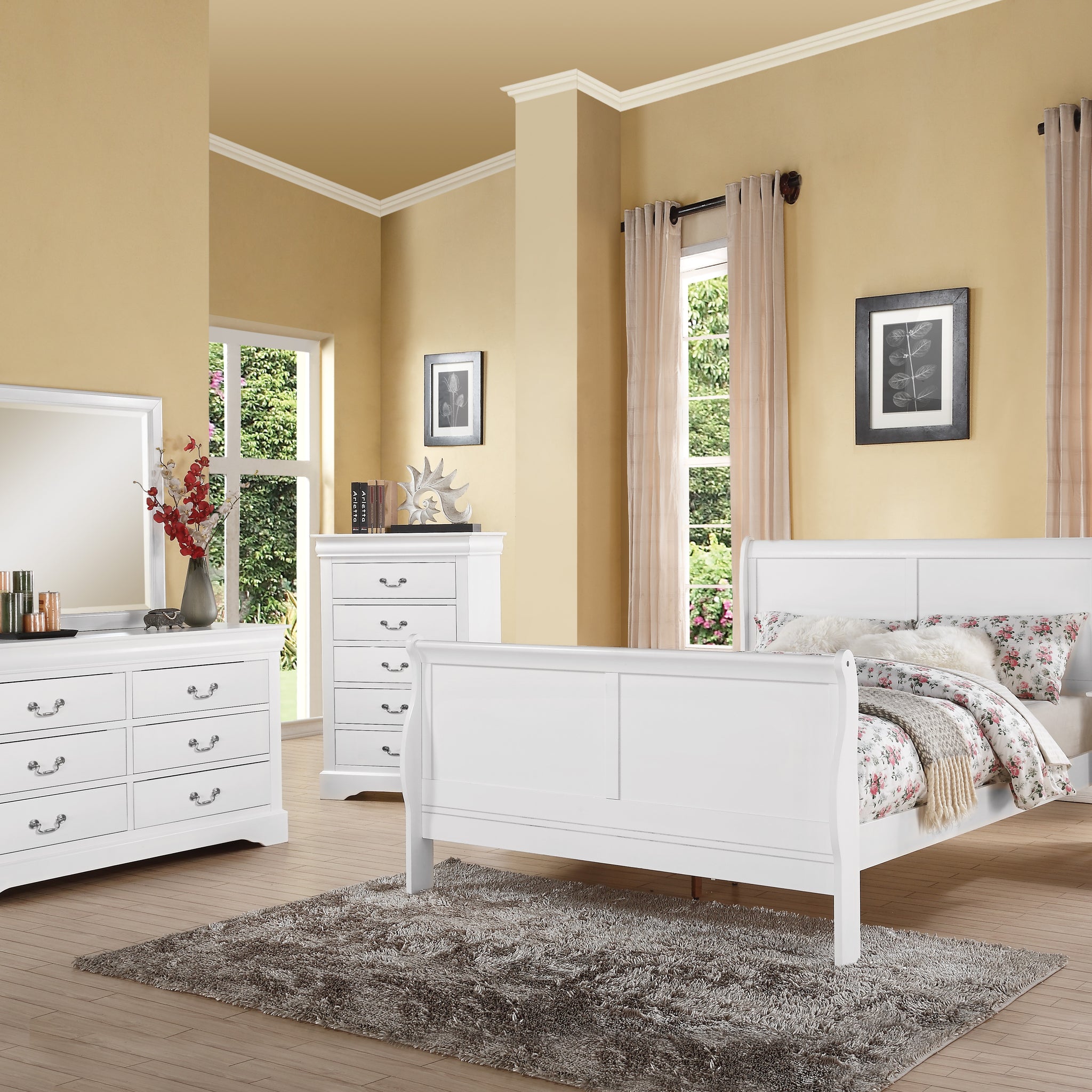 White Queen Bed Box Spring Required Queen White Wood White Traditional Sleigh Wood