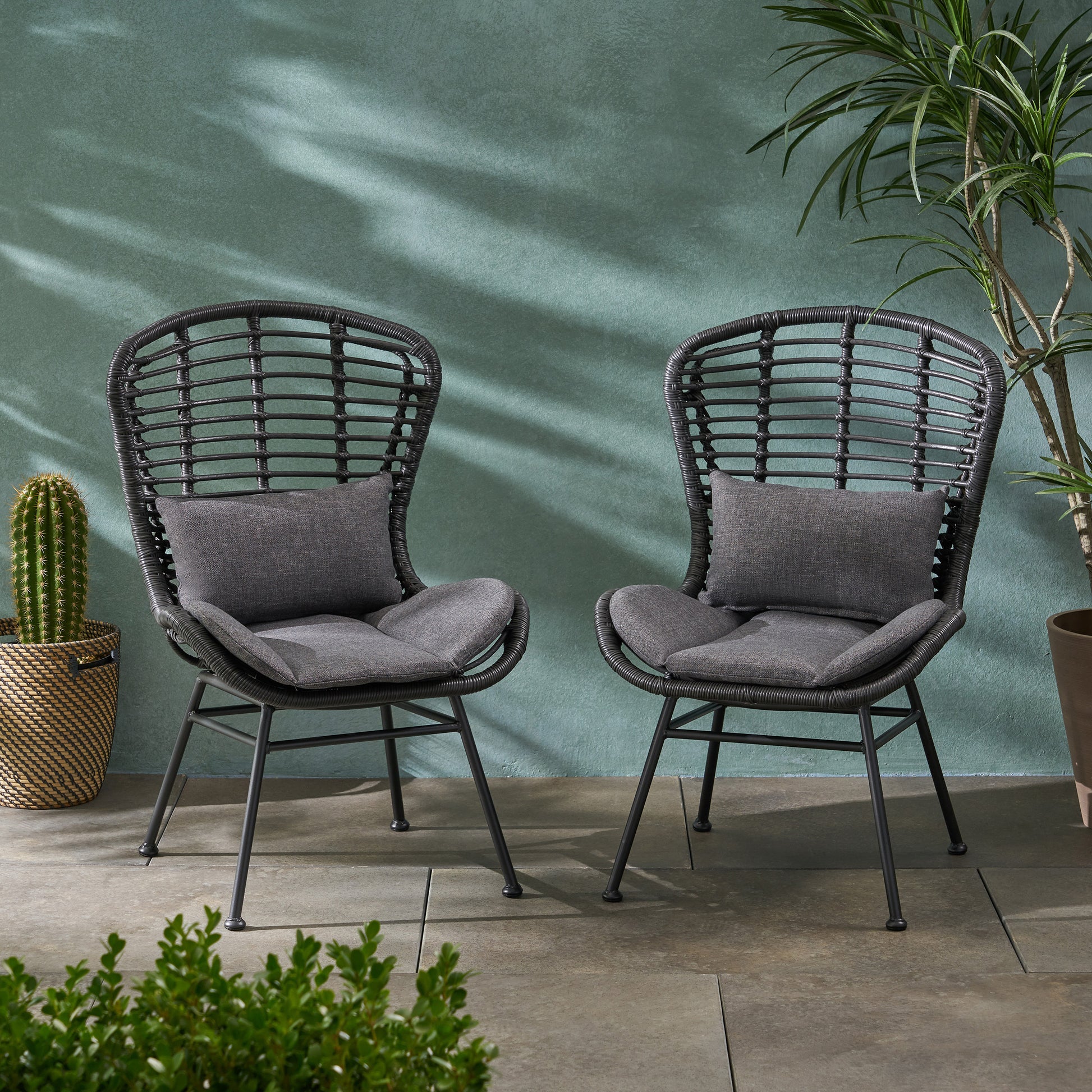 La Habra Chair Grey Iron Plastic