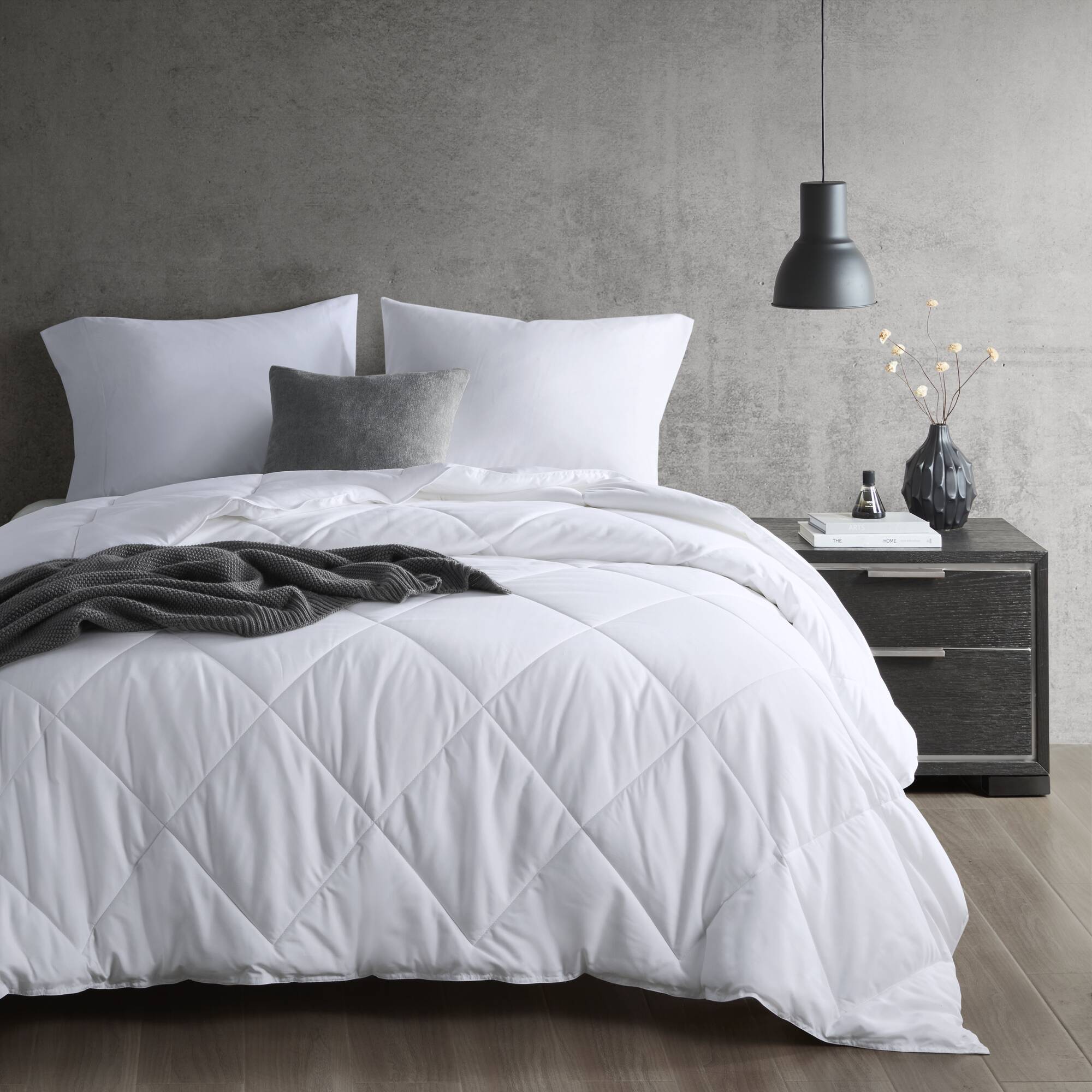 Oversized Down Alternative Comforter White Full Queen White Nylon