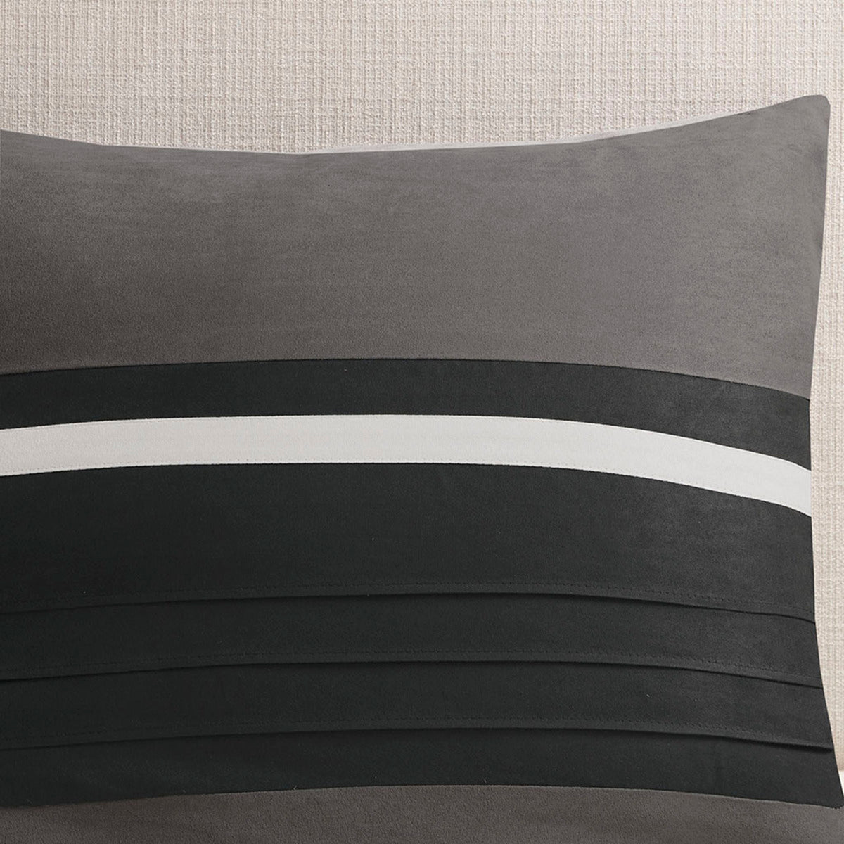 7 Pc Pieced Faux Suede Comforter Set Black King King Black Polyester