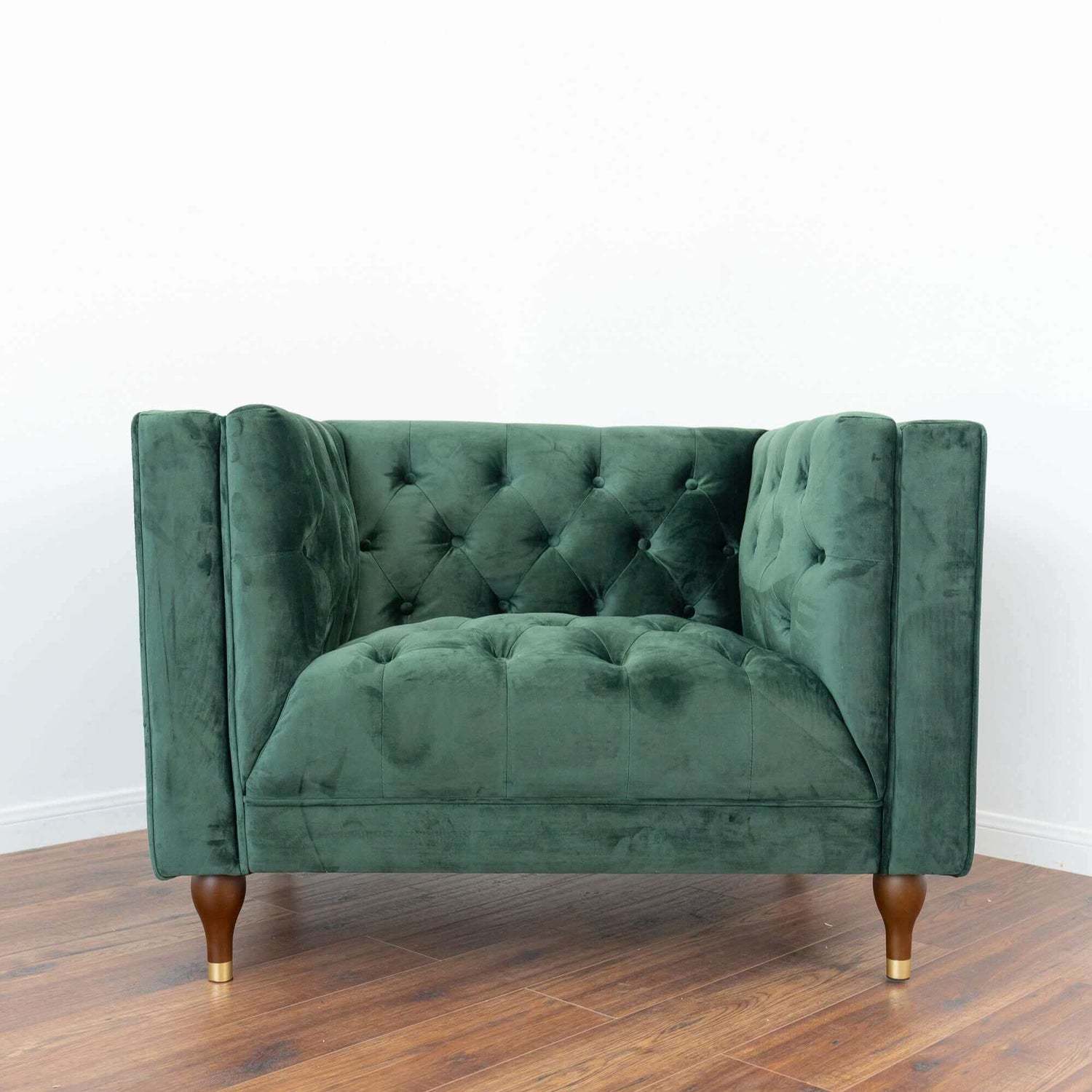 Evelyn Mid Century Modern Tufted Back Velvet Lounge Chair Green Velvet