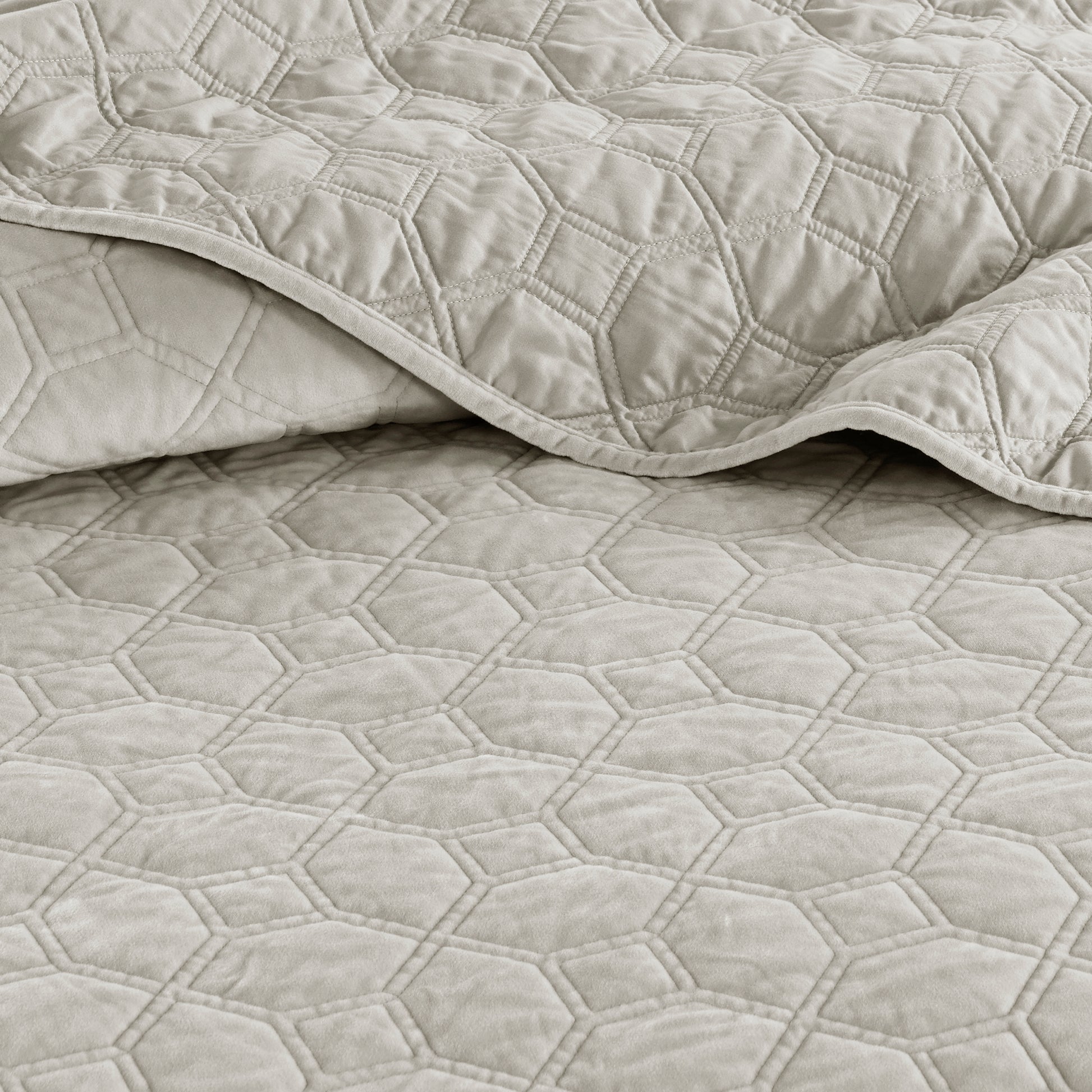 3 Piece Velvet Quilt Set Ivory King Cal King King Ivory Cotton