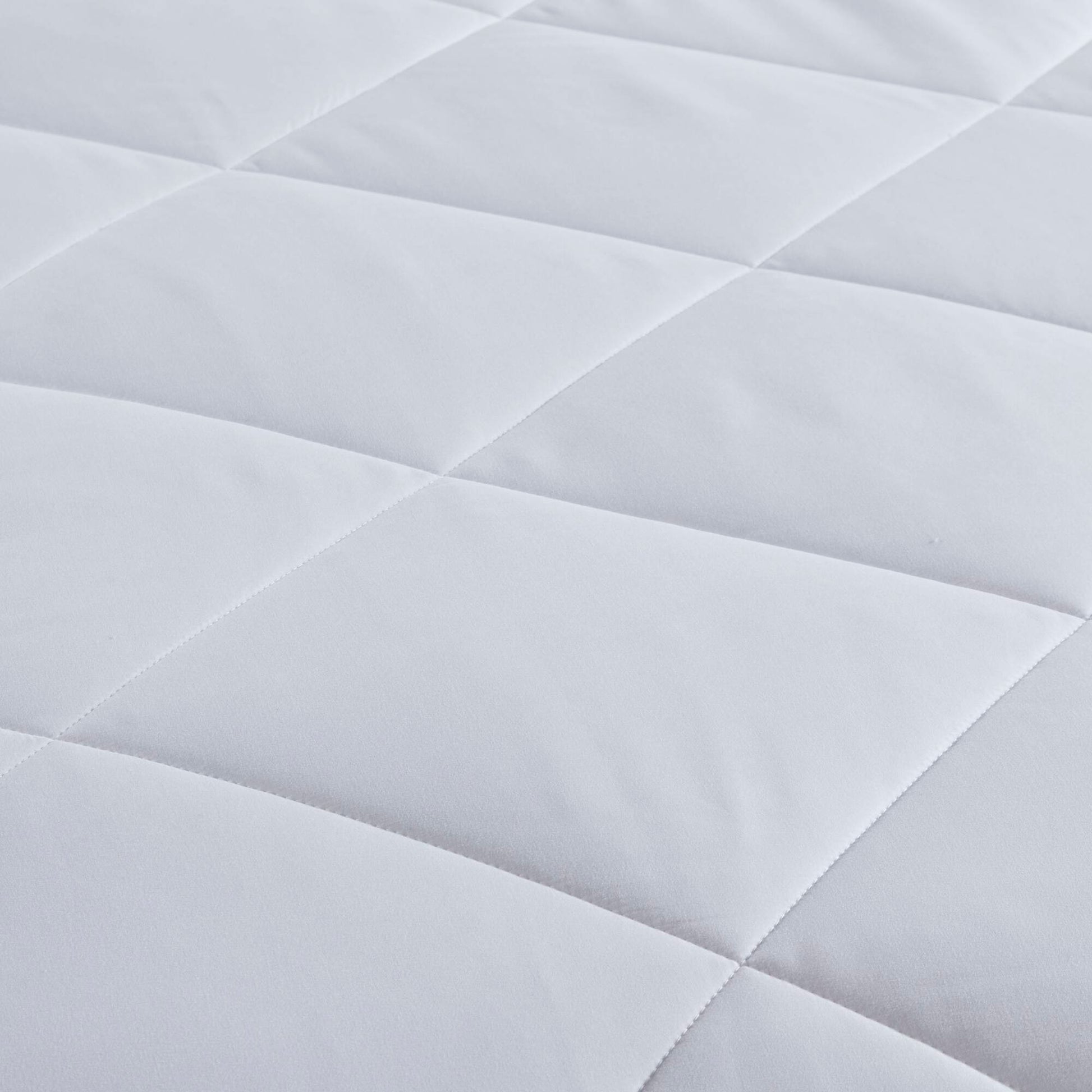 Oversized Down Alternative Comforter White Full Queen White Nylon