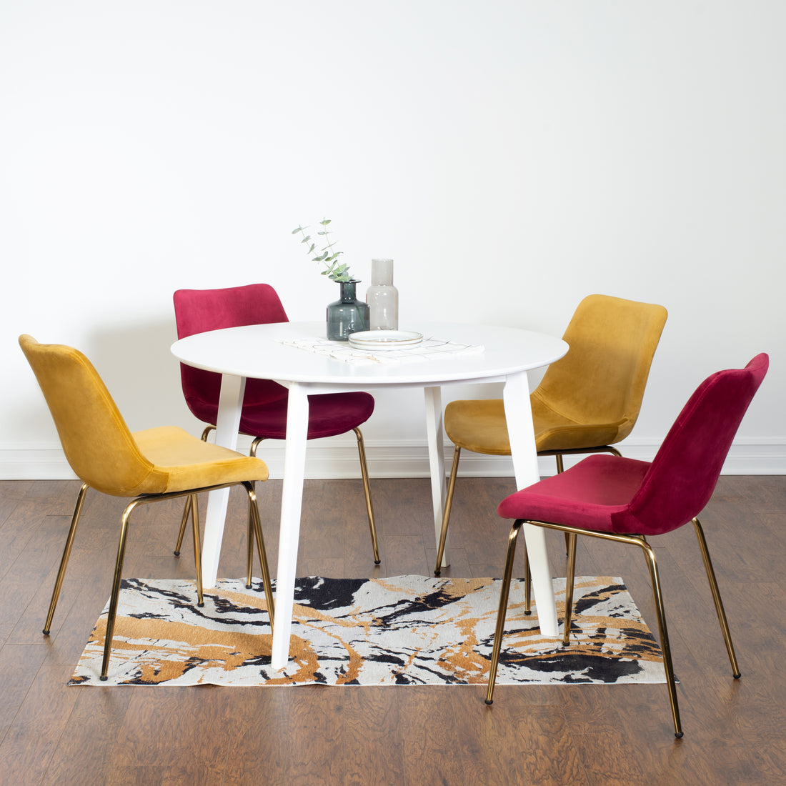 Aufurr Contemporary 5 Piece Dining Set, White Round Dining Table With 4 Chairs Wood White Seats 4 White Wood Fixed Table Rubberwood Round 4 Leg Round Dining Table With Chair Mdf