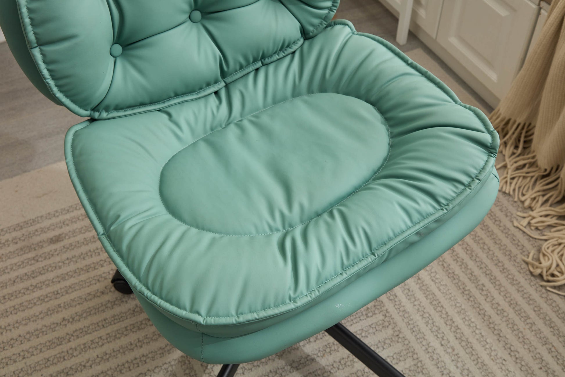 Armless Office Desk Chair With Wheels: Pu Leather Cross Legged Wide Chair,Comfortable Adjustable Swivel Computer Task Chairs For Home,Office,Make Up,Small Space,Bed Room Green Antique Fiber Foam And Polyester Fiber Pad Pvc