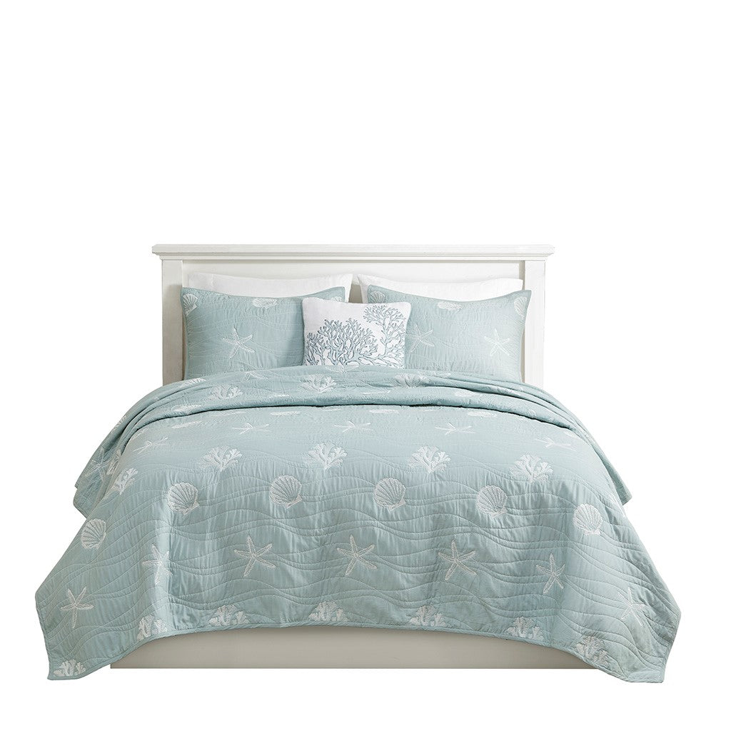 4 Piece Cotton Reversible Embroidered Quilt Set With Throw Pillow Aqua King Cal King King Aqua Cotton