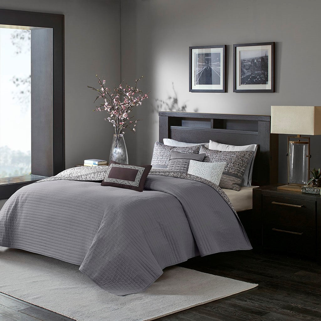 6 Piece Reversible Jacquard Quilt Set With Throw Pillows Grey Taupe Full Queen Grey Taupe Cotton