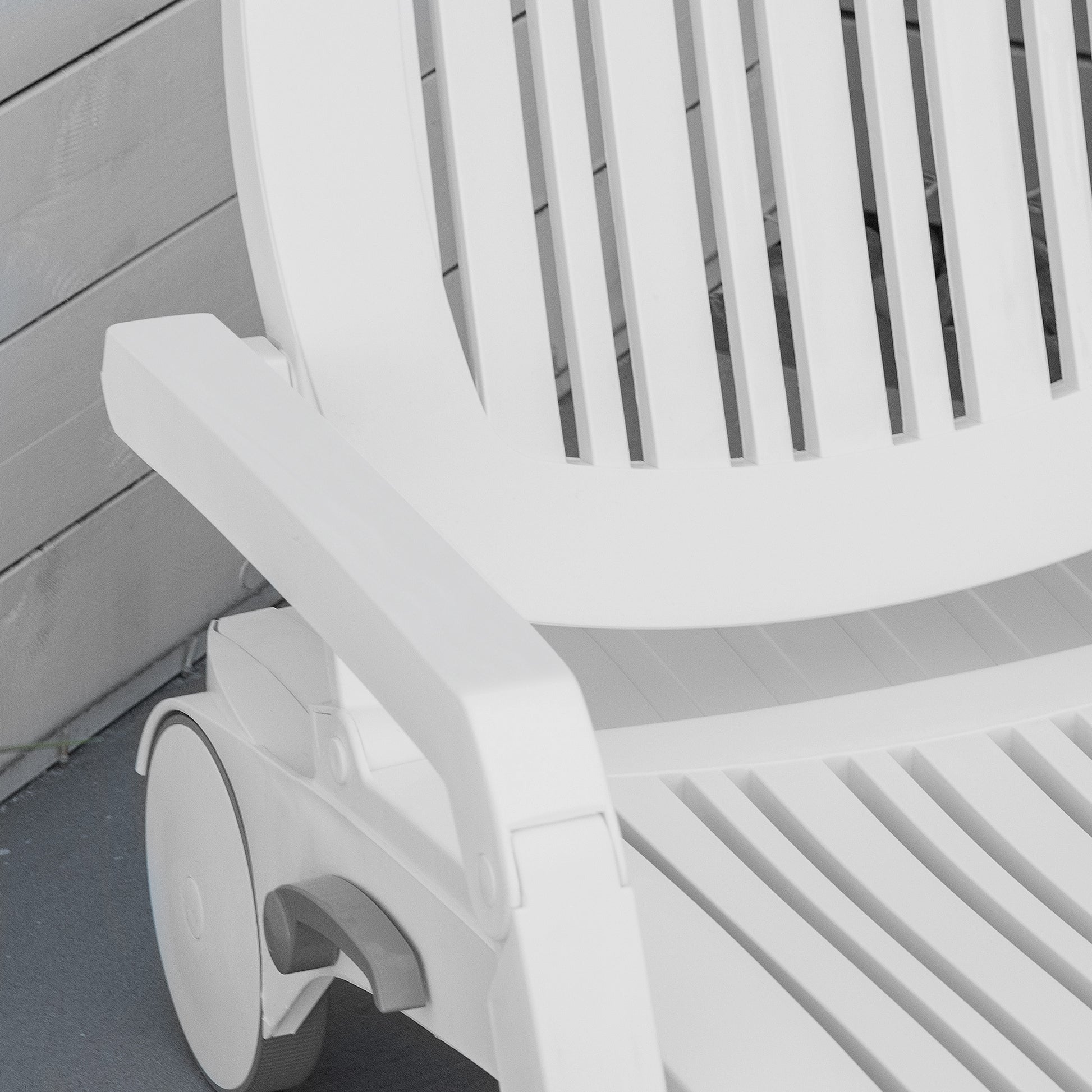 Outsunny Outdoor Chaise Lounge Chair On Wheels With Storage Box, Waterproof Lounger With Quick Assembly, Folding Design, 5 Level Adjustable Backrest For Pool, Beach, Patio, Garden, White White Polypropylene